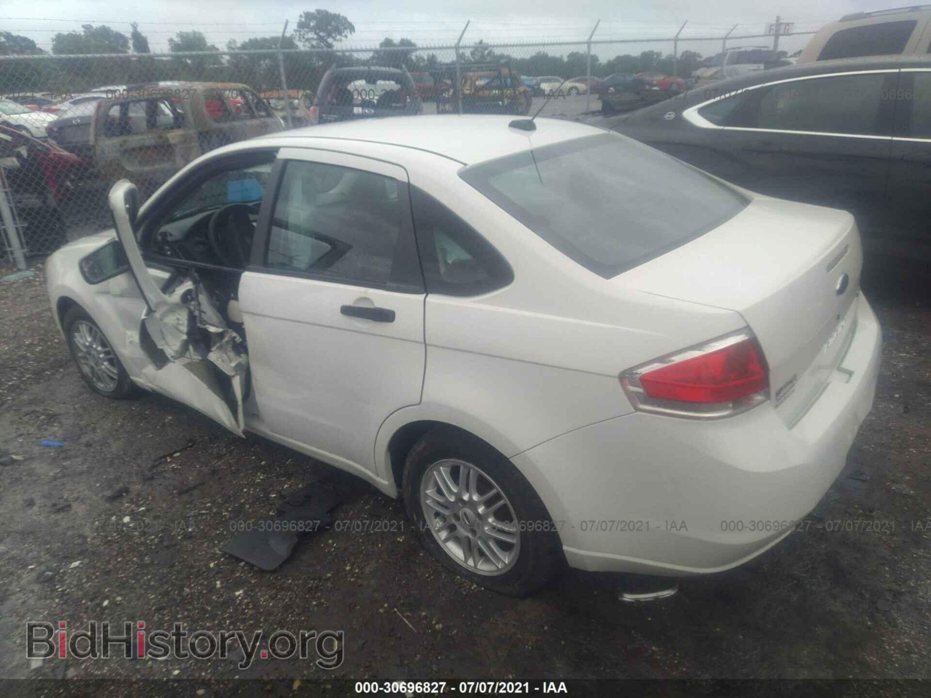 2009 FORD FOCUS - VIN: 1FAHP35N19W169920 - Фото 3
