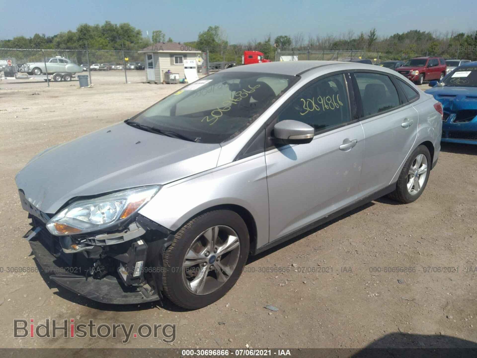 2014 FORD FOCUS - VIN: 1FADP3F2XEL218062 - Фото 2