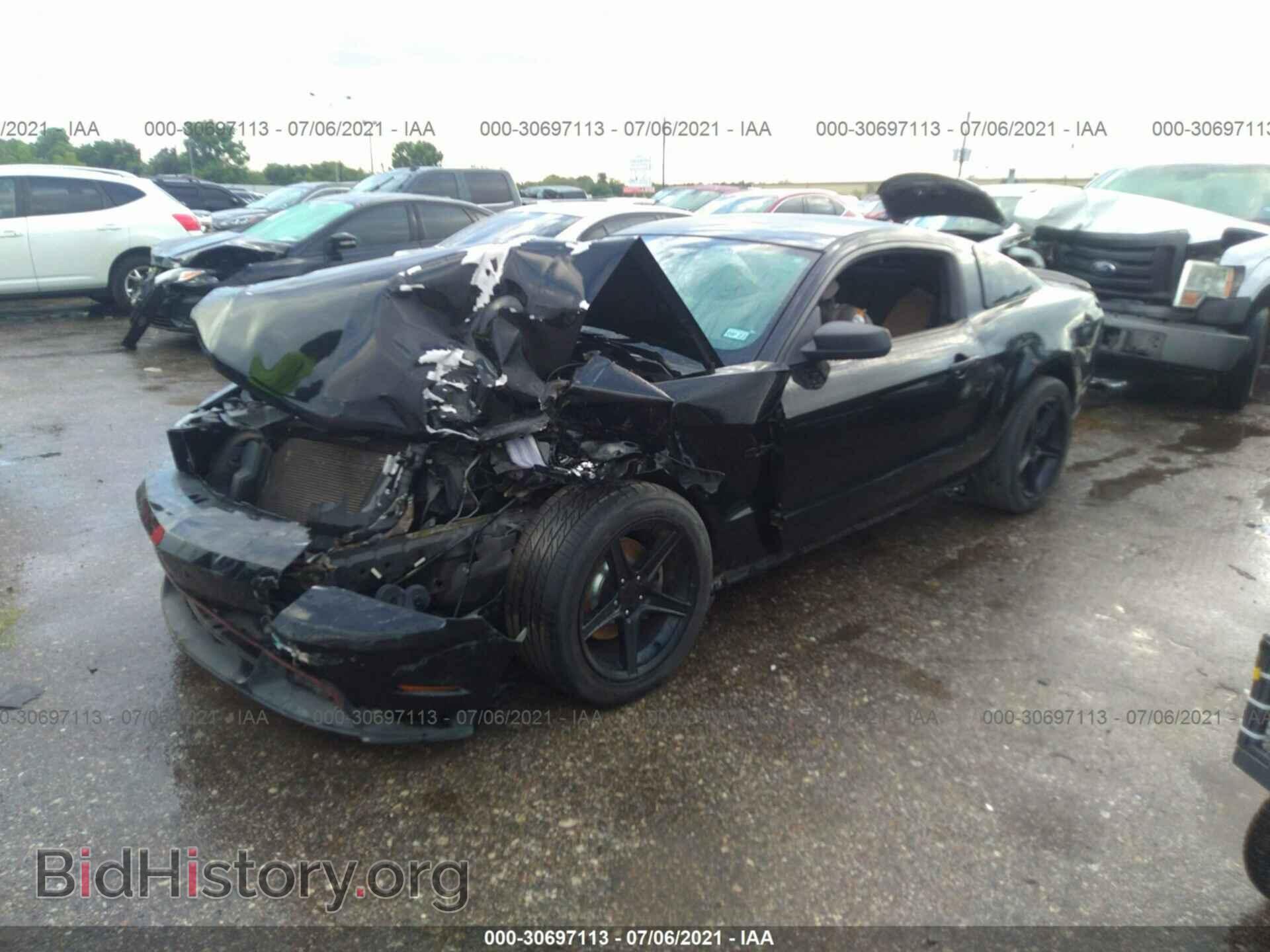 2012 FORD MUSTANG - VIN: 1ZVBP8AM1C5236830 - Фото 2