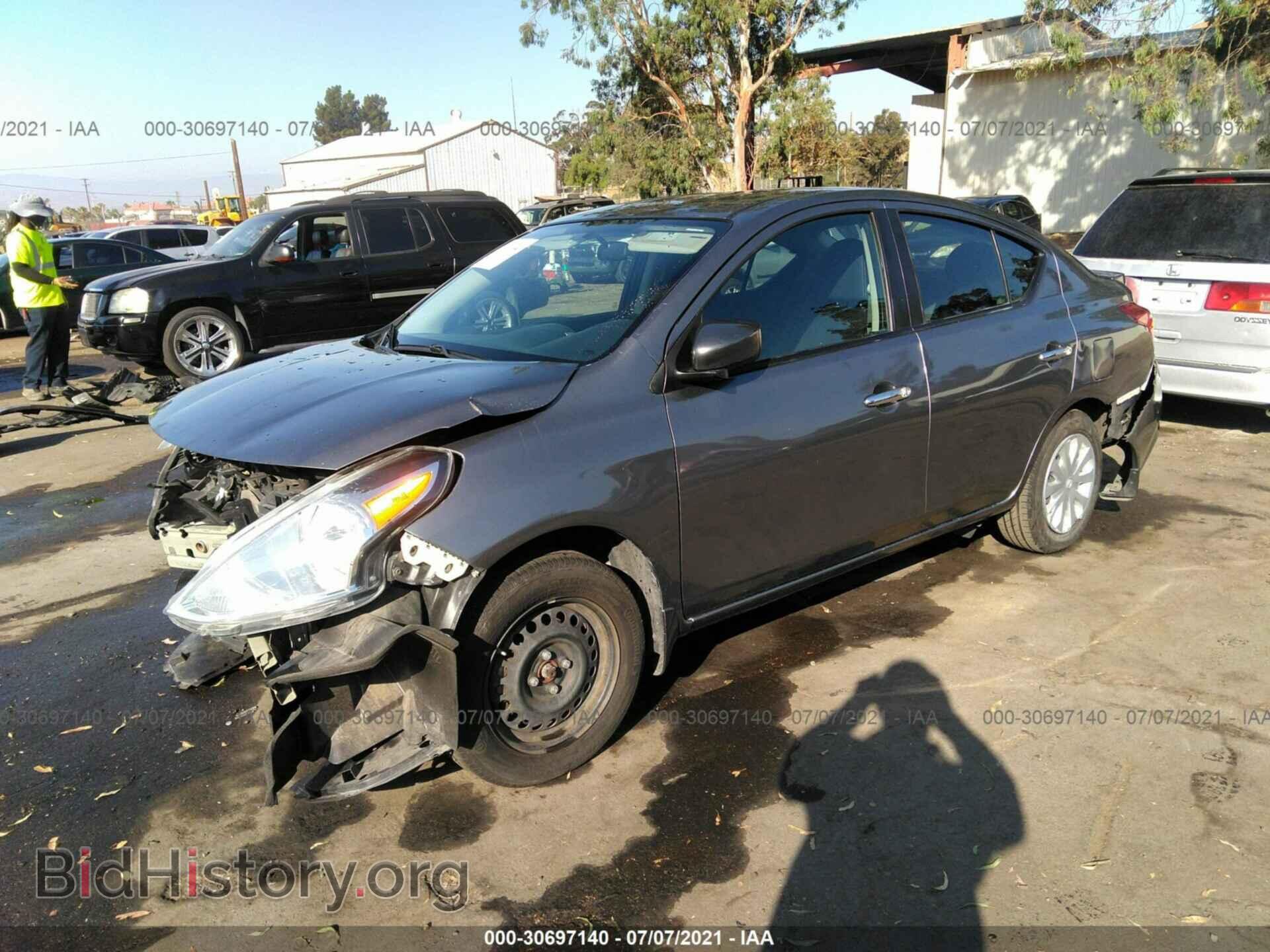 2016 NISSAN VERSA - VIN: 3N1CN7AP2GL836864 - Фото 2