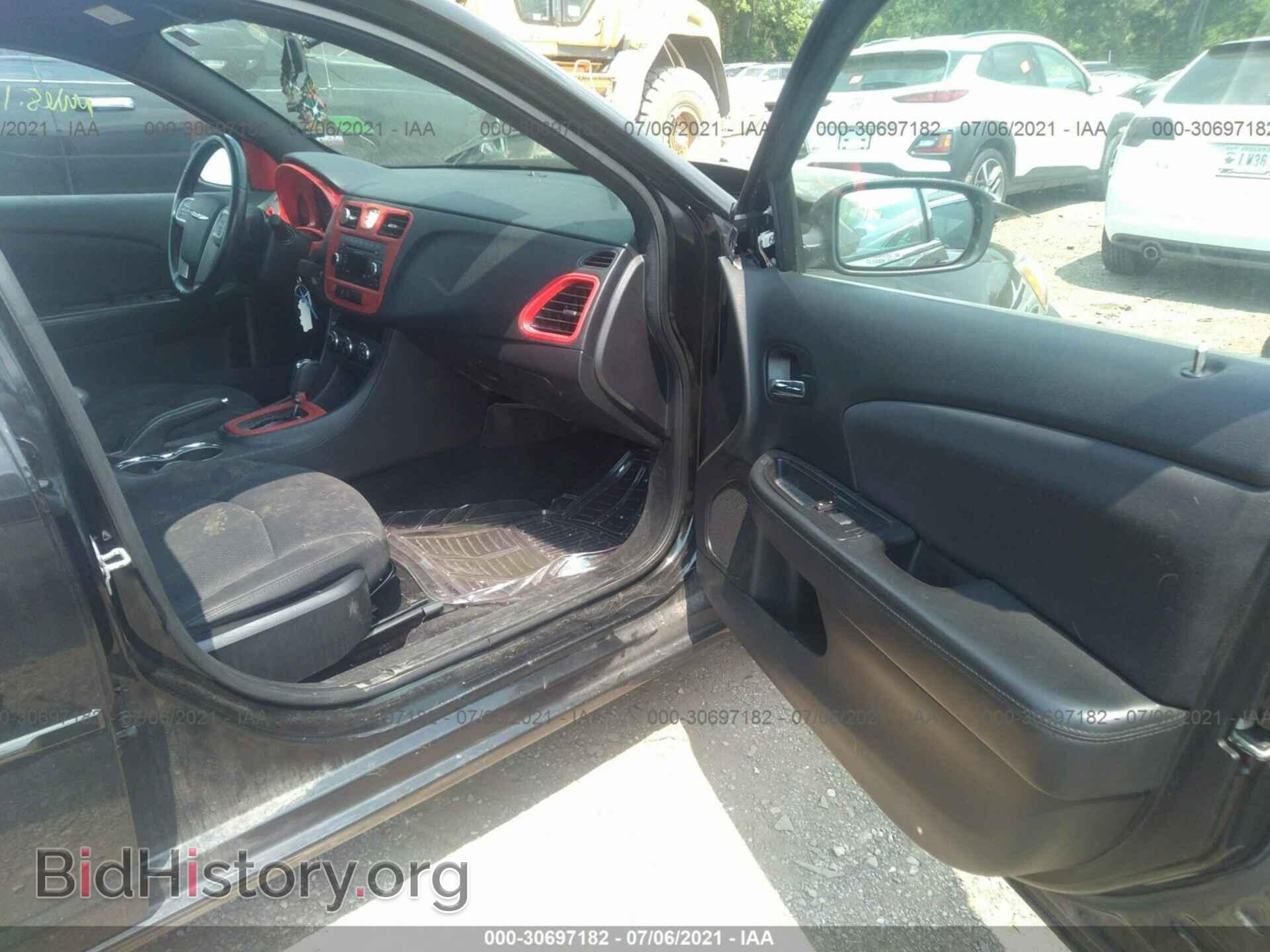 2013 CHRYSLER 200 - VIN: 1C3CCBBB3DN624693 - Photo 5