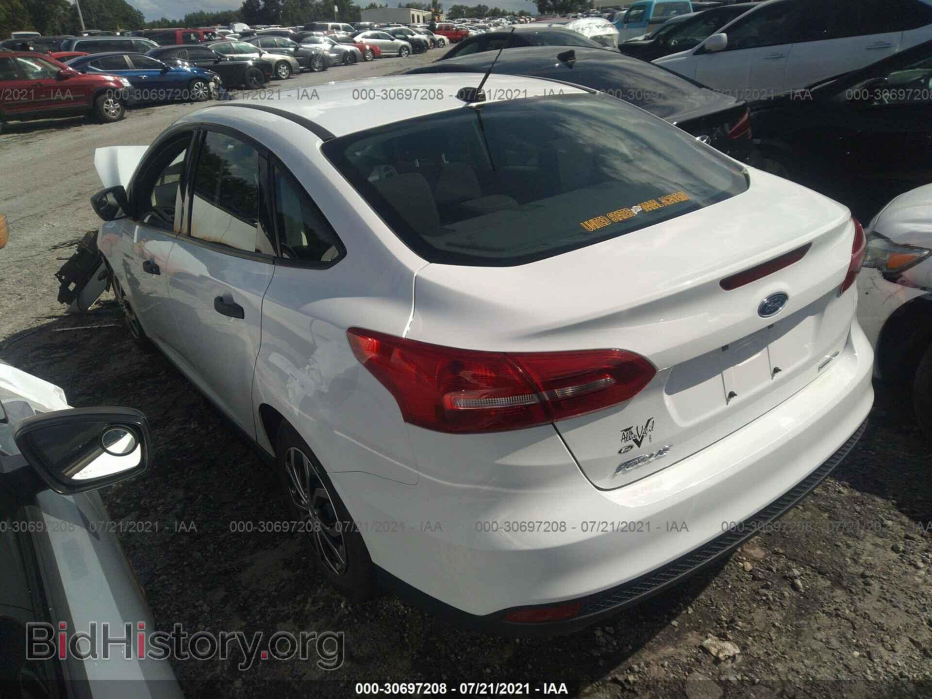 2016 FORD FOCUS - VIN: 1FADP3E27GL304255 - Photo 3