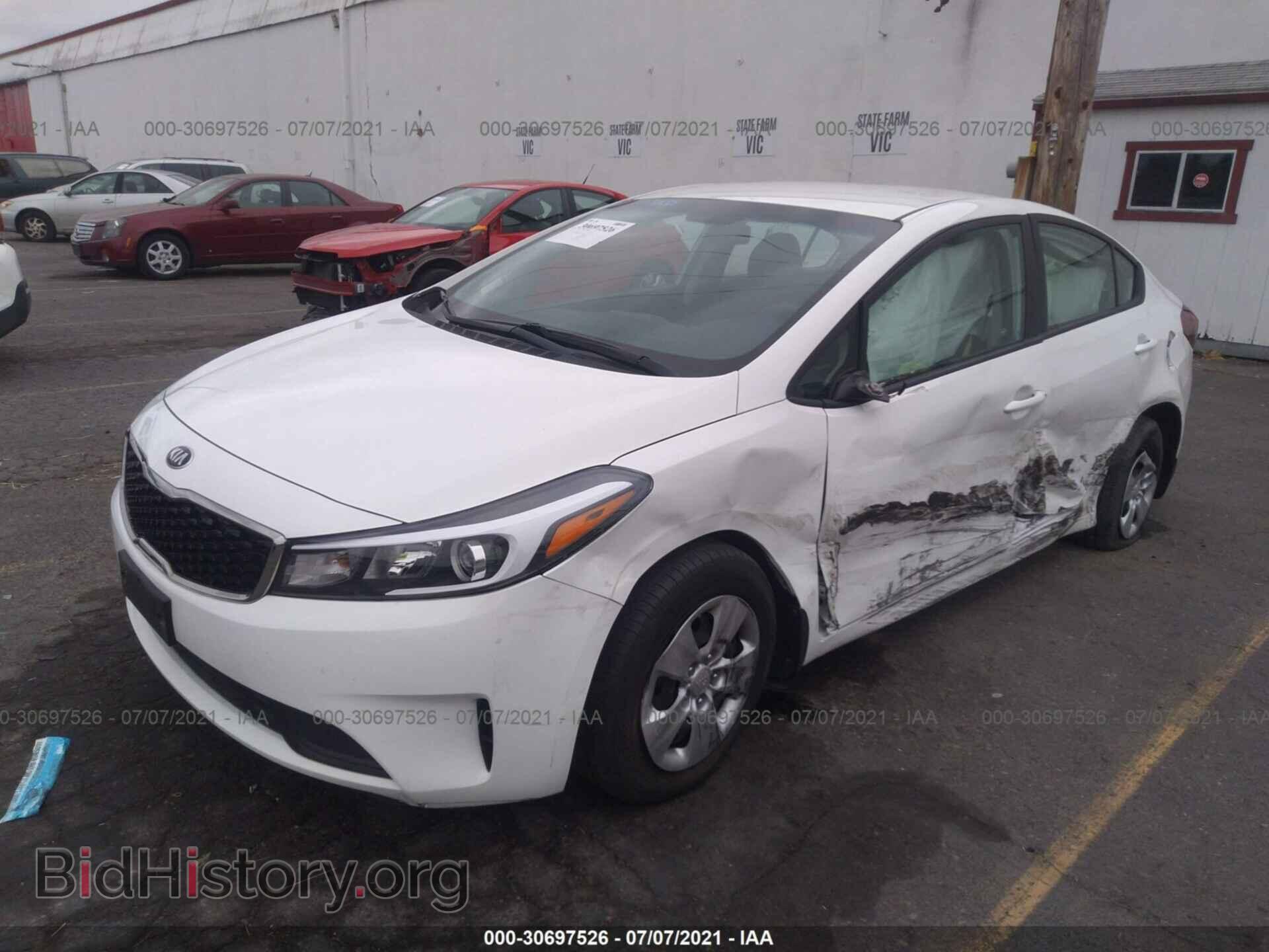 2017 KIA FORTE - VIN: 3KPFK4A74HE140952 - Фото 2