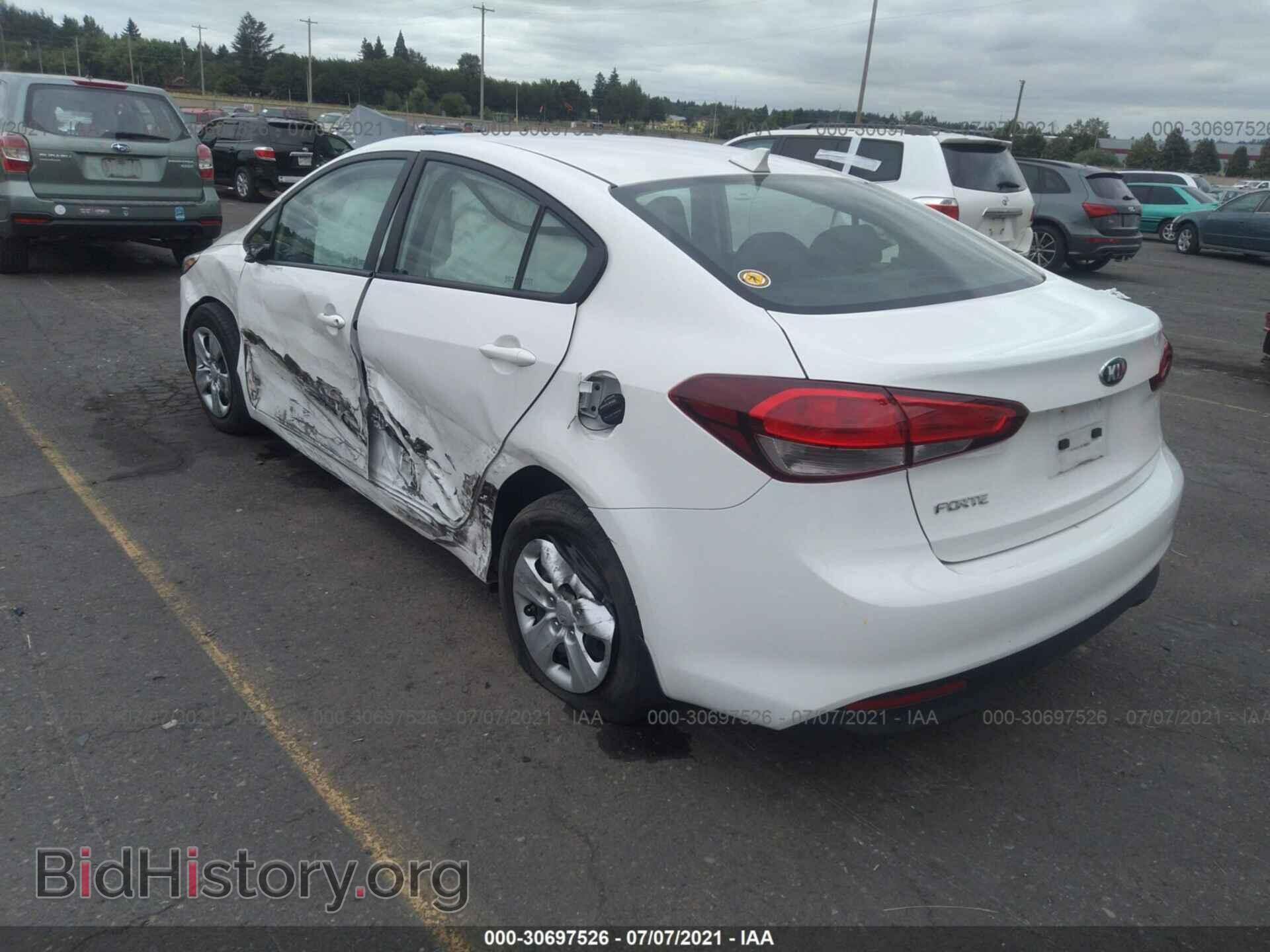 2017 KIA FORTE - VIN: 3KPFK4A74HE140952 - Фото 3