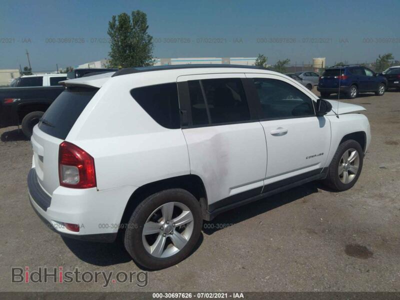 2012 Jeep COMPASS (VIN 1C4NJDBB5CD553152) — photo 4 of 11