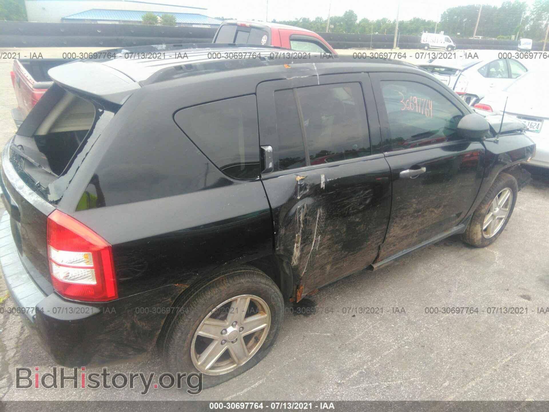 2007 JEEP COMPASS - VIN: 1J8FF47W47D138291 - Фото 4