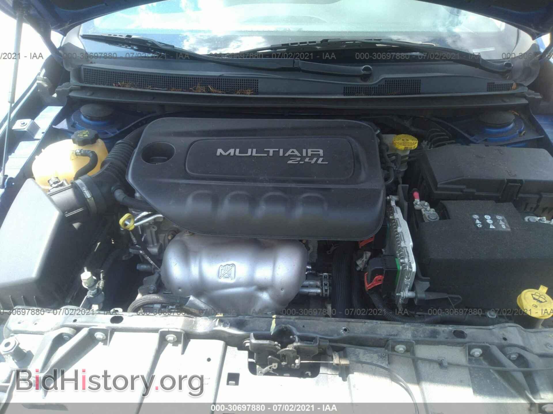 2015 CHRYSLER 200 - VIN: 1C3CCCAB5FN681102 - Фото 10