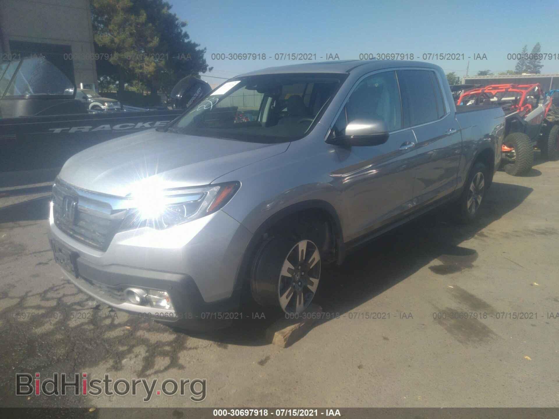 2018 HONDA RIDGELINE - VIN: 5FPYK3F78JB010868 - Фото 2
