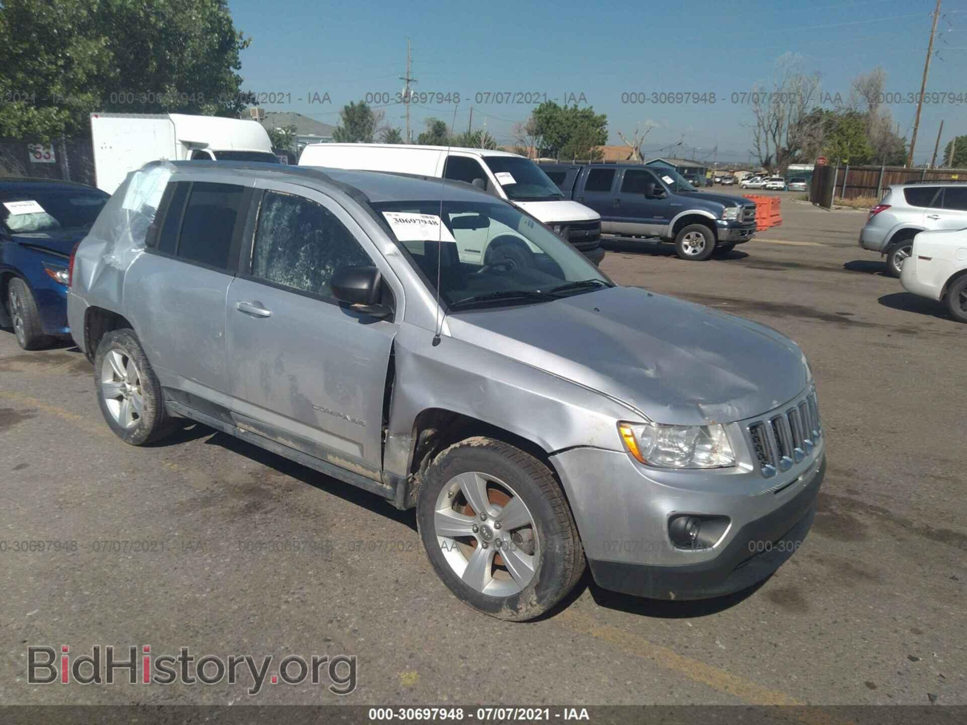 Photo 1C4NJCBA7CD520820 - JEEP COMPASS 2012