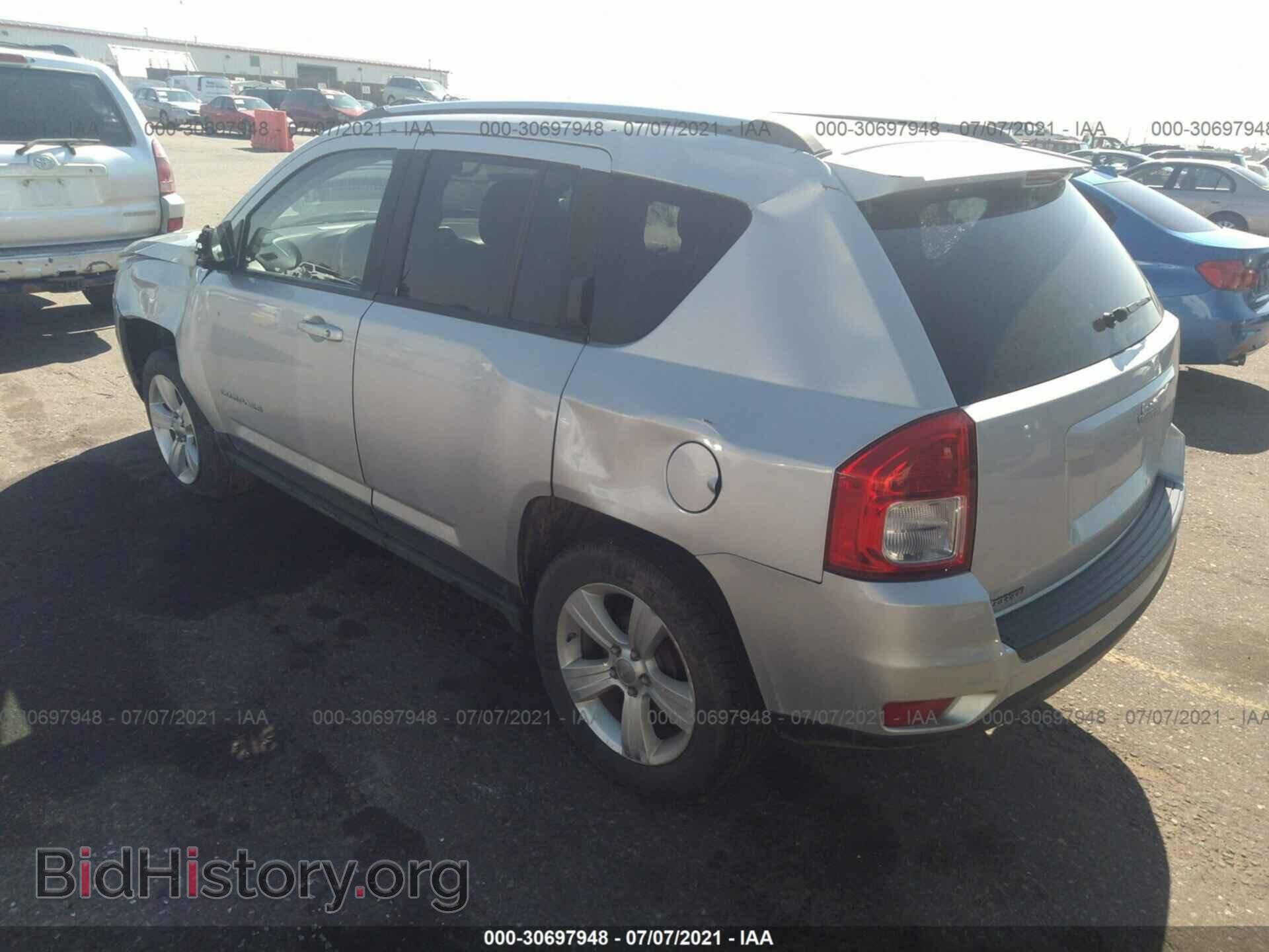 2012 JEEP COMPASS - VIN: 1C4NJCBA7CD520820 - Фото 3