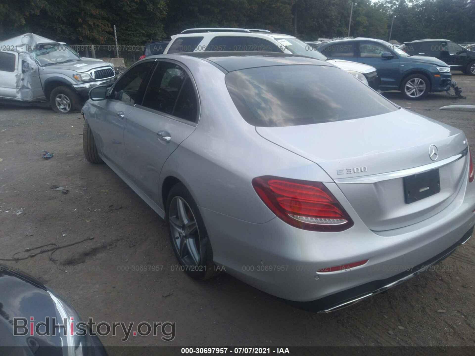 2017 MERCEDES-BENZ E-CLASS - VIN: WDDZF4KB3HA078540 - Фото 3