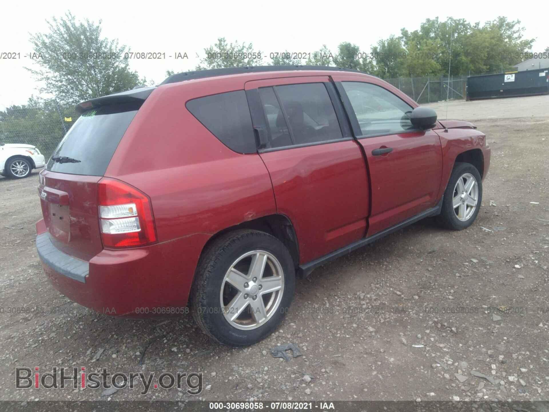 2007 JEEP COMPASS - VIN: 1J8FT47W77D112227 - Фото 4