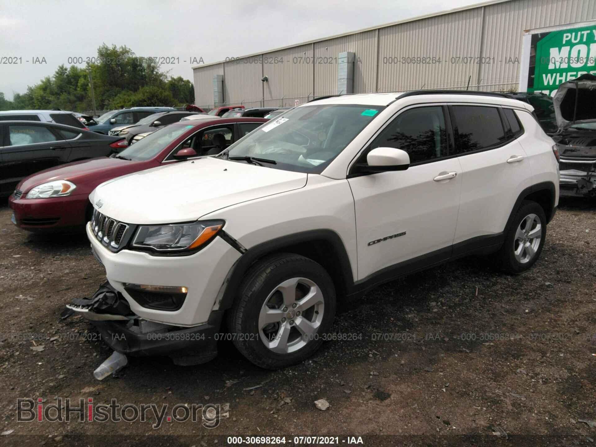 2018 JEEP COMPASS - VIN: 3C4NJDBB5JT175597 - Фото 2