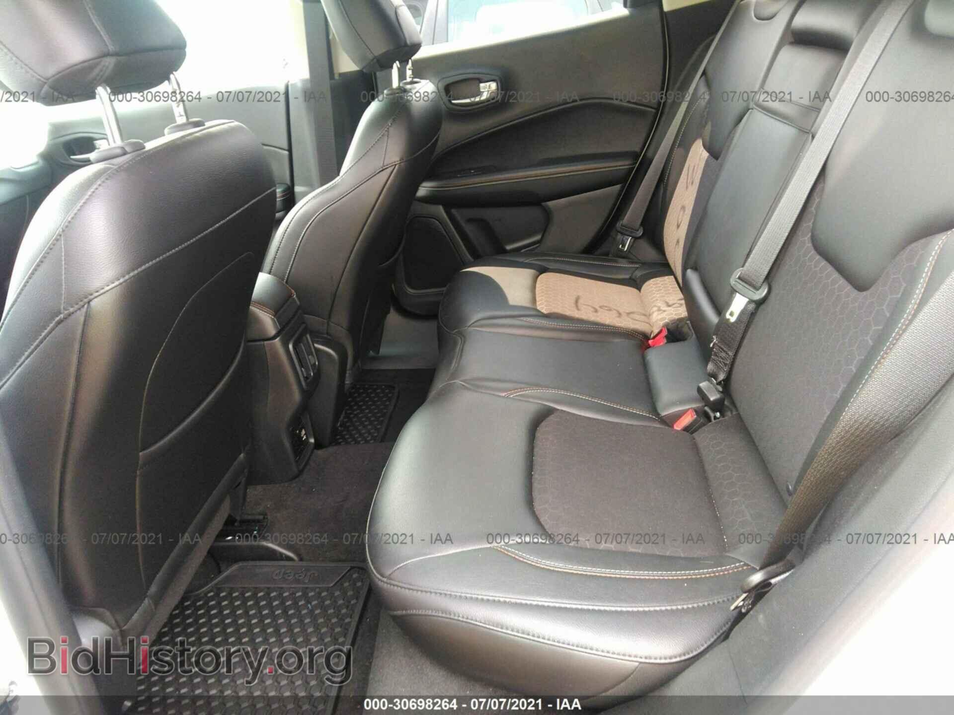 2018 JEEP COMPASS - VIN: 3C4NJDBB5JT175597 - Фото 8