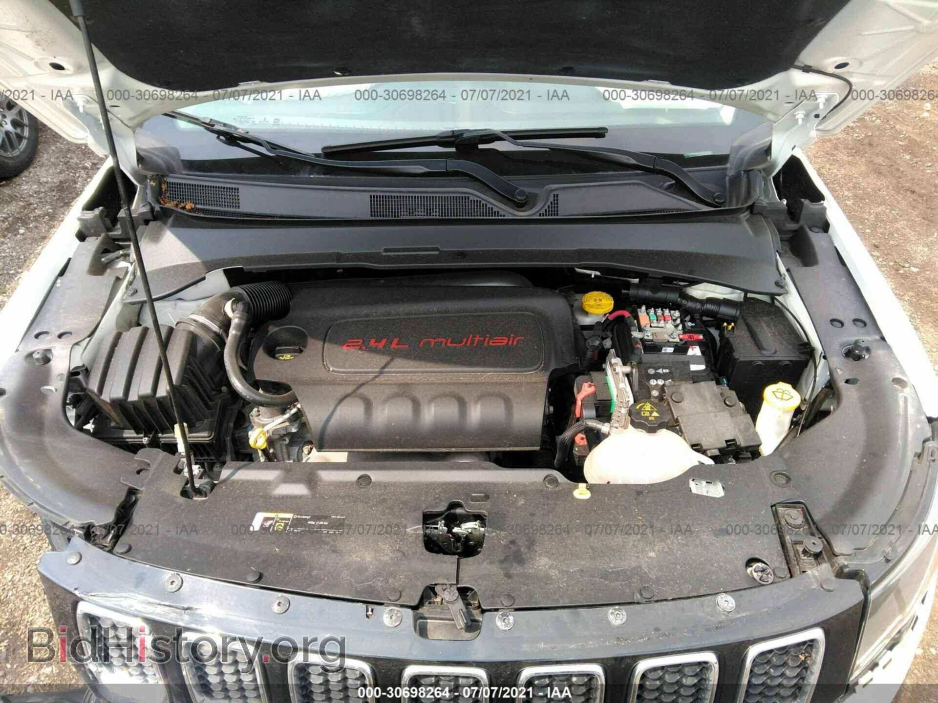 2018 JEEP COMPASS - VIN: 3C4NJDBB5JT175597 - Фото 10