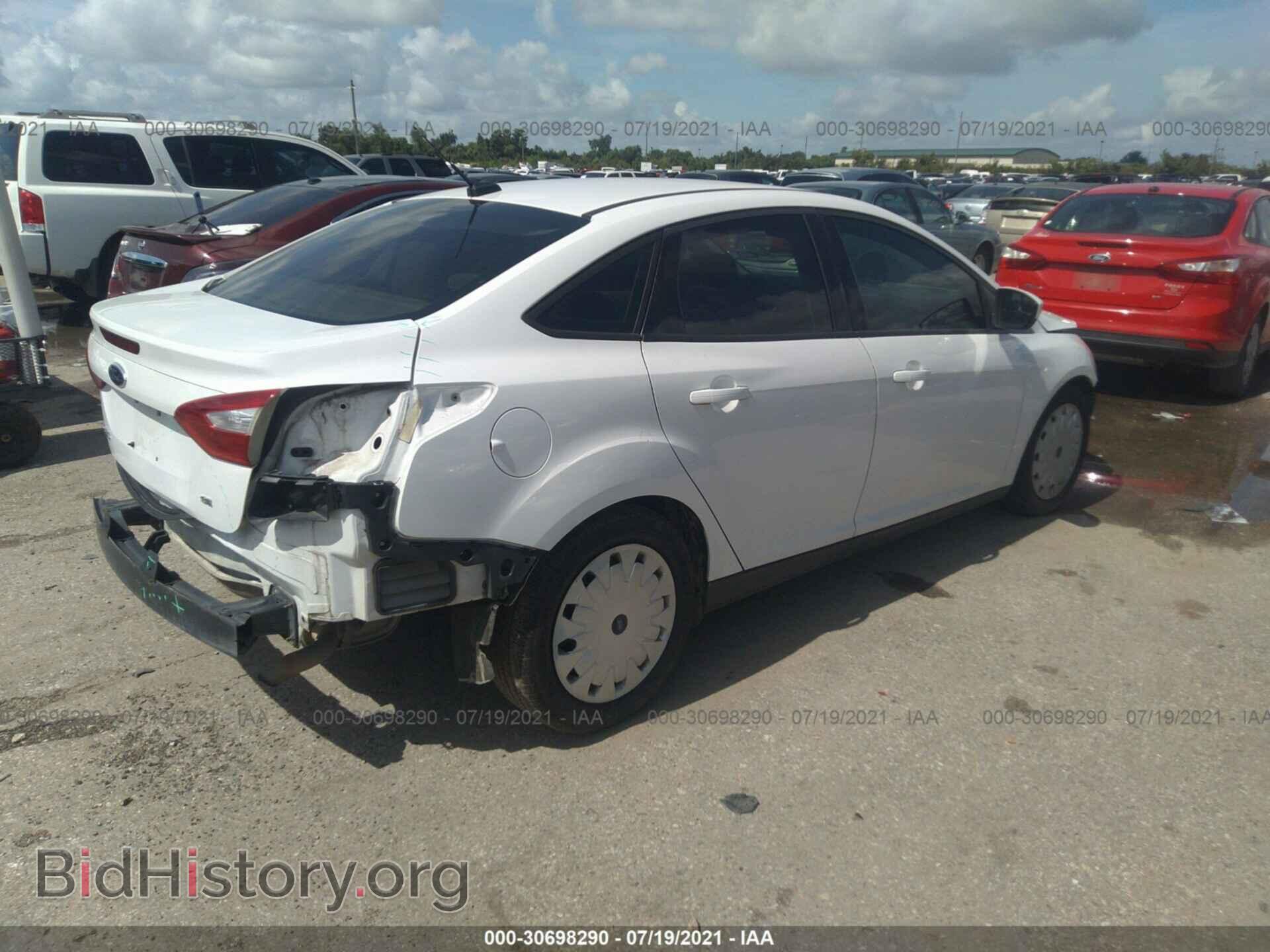 2012 FORD FOCUS - VIN: 1FAHP3F28CL333628 - Фото 4
