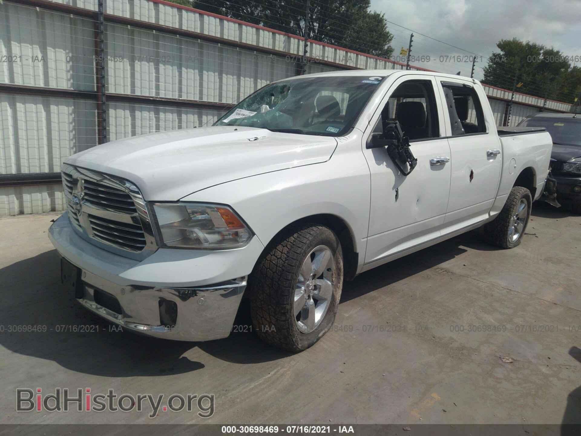 2017 RAM 1500 - VIN: 1C6RR6LT5HS700951 - Фото 2