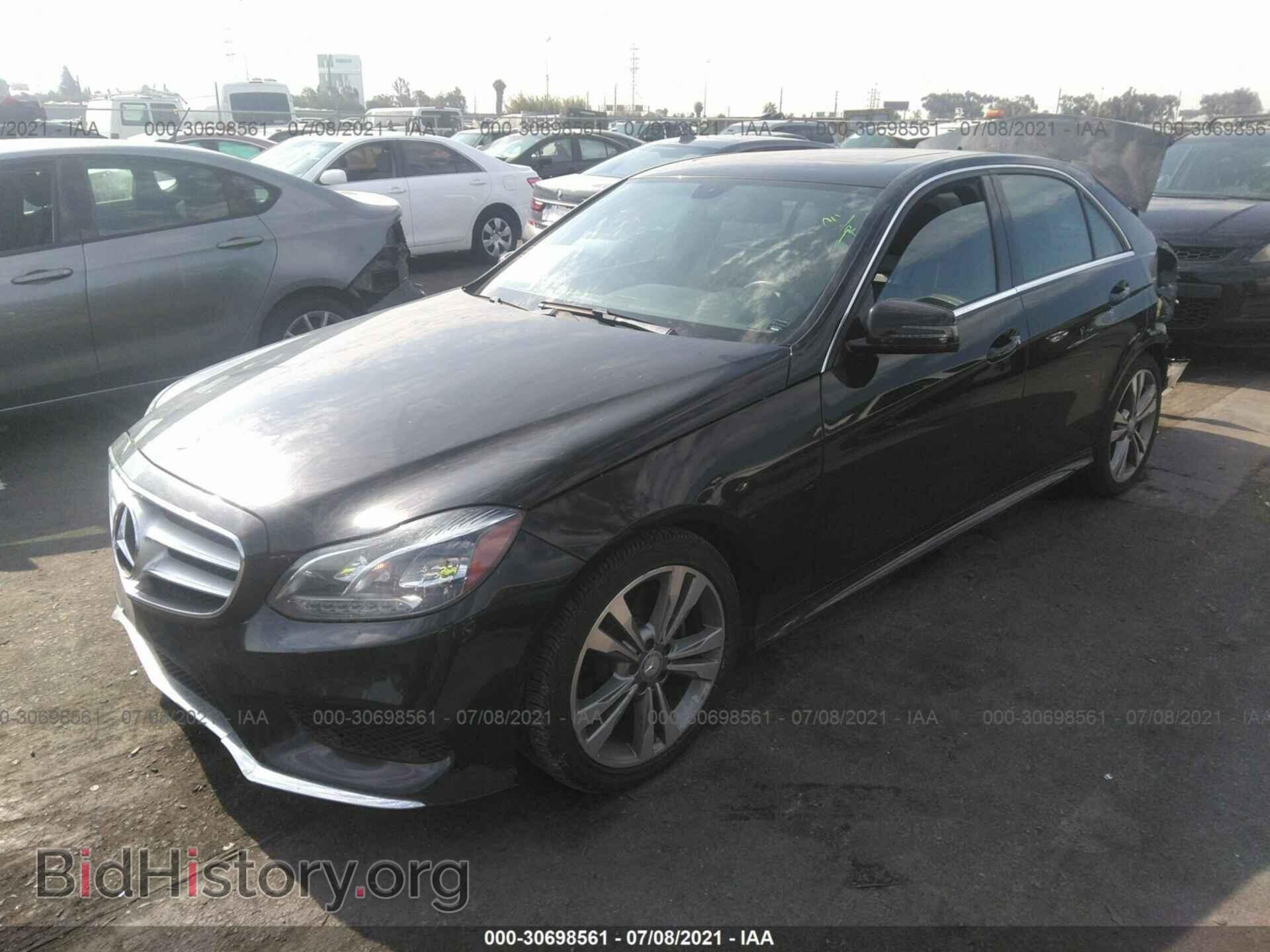 2014 MERCEDES-BENZ E-CLASS - VIN: WDDHF5KB0EB060276 - Фото 2