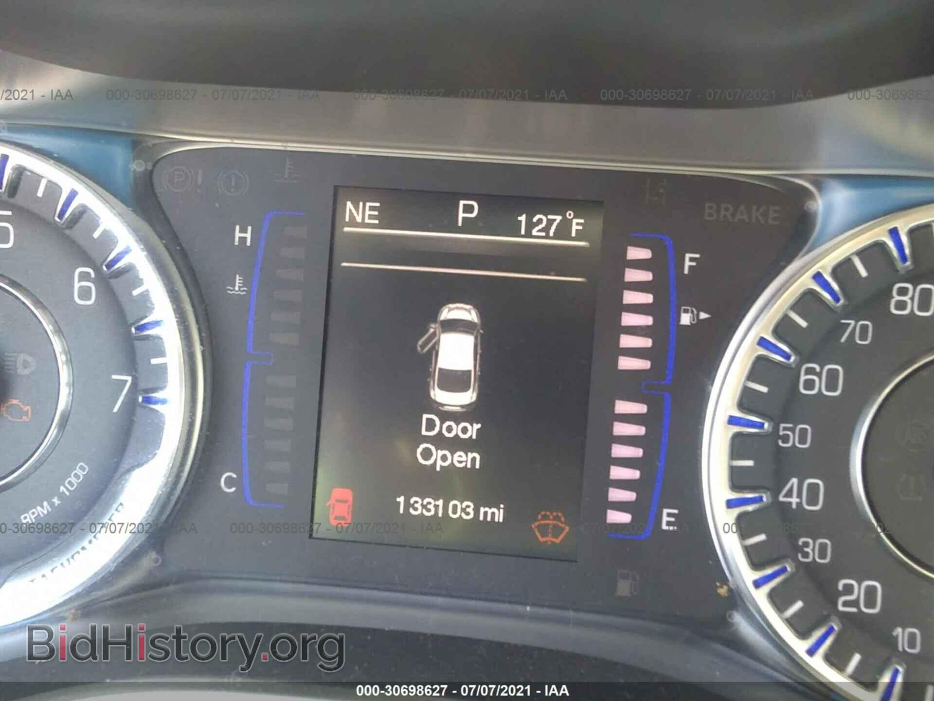2015 CHRYSLER 200 - VIN: 1C3CCCAB3FN633551 - Фото 7