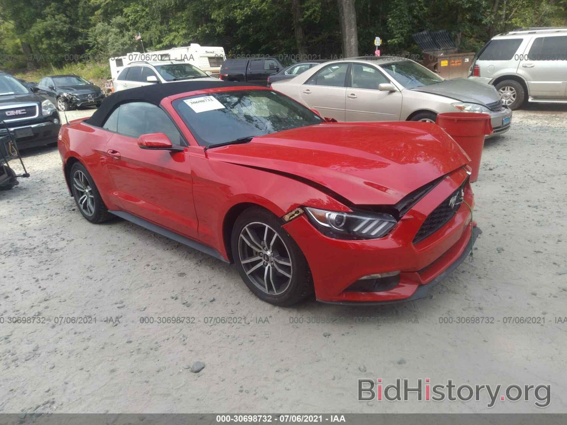 Photo 1FATP8UH0G5257590 - FORD MUSTANG 2016