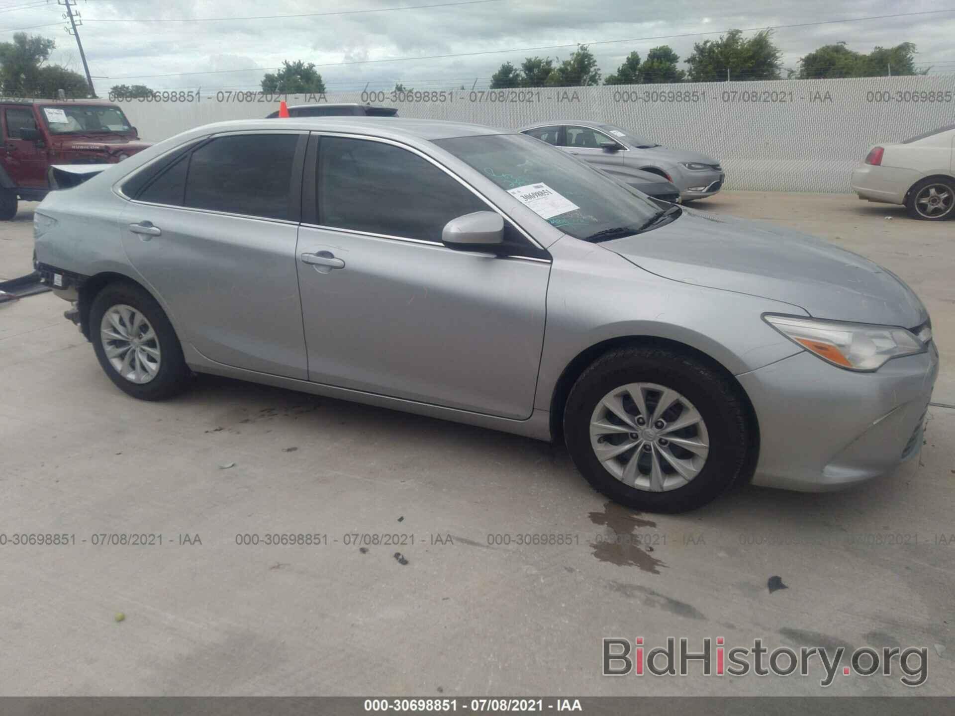 Photo 4T4BF1FK0FR476368 - TOYOTA CAMRY 2015