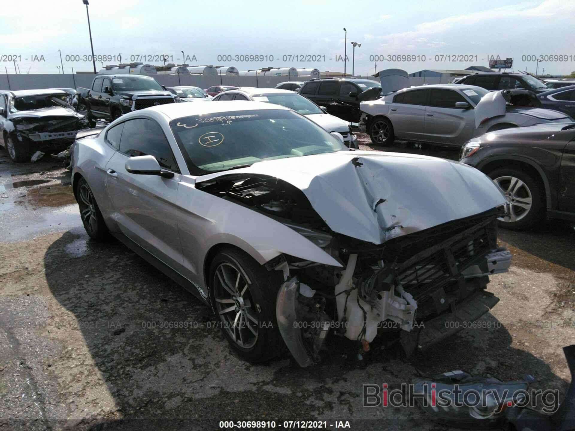 Photo 1FA6P8THXF5403524 - FORD MUSTANG 2015