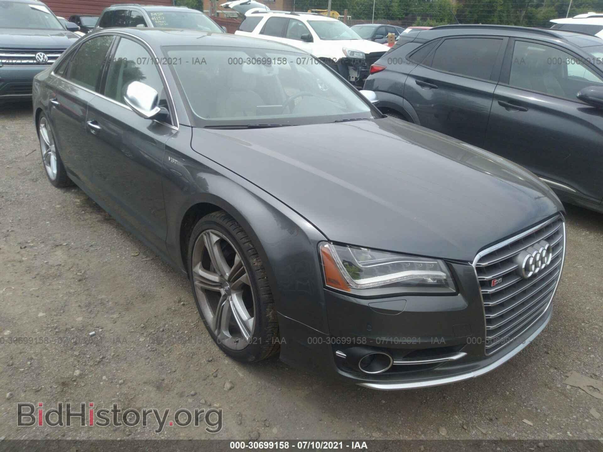 Photo WAUD2AFD6DN009318 - AUDI S8 2013
