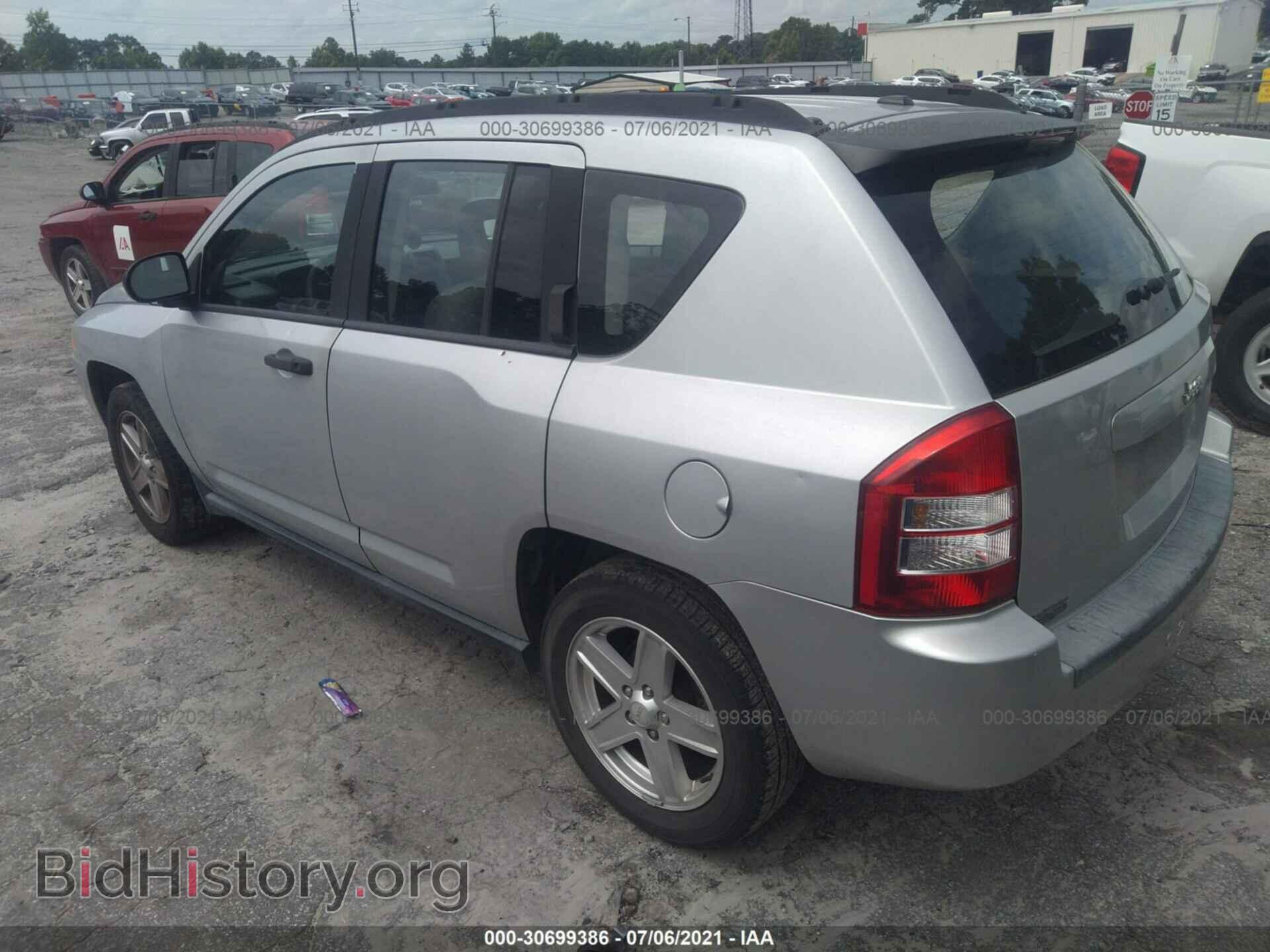 2007 JEEP COMPASS - VIN: 1J8FT47W87D425268 - Фото 3