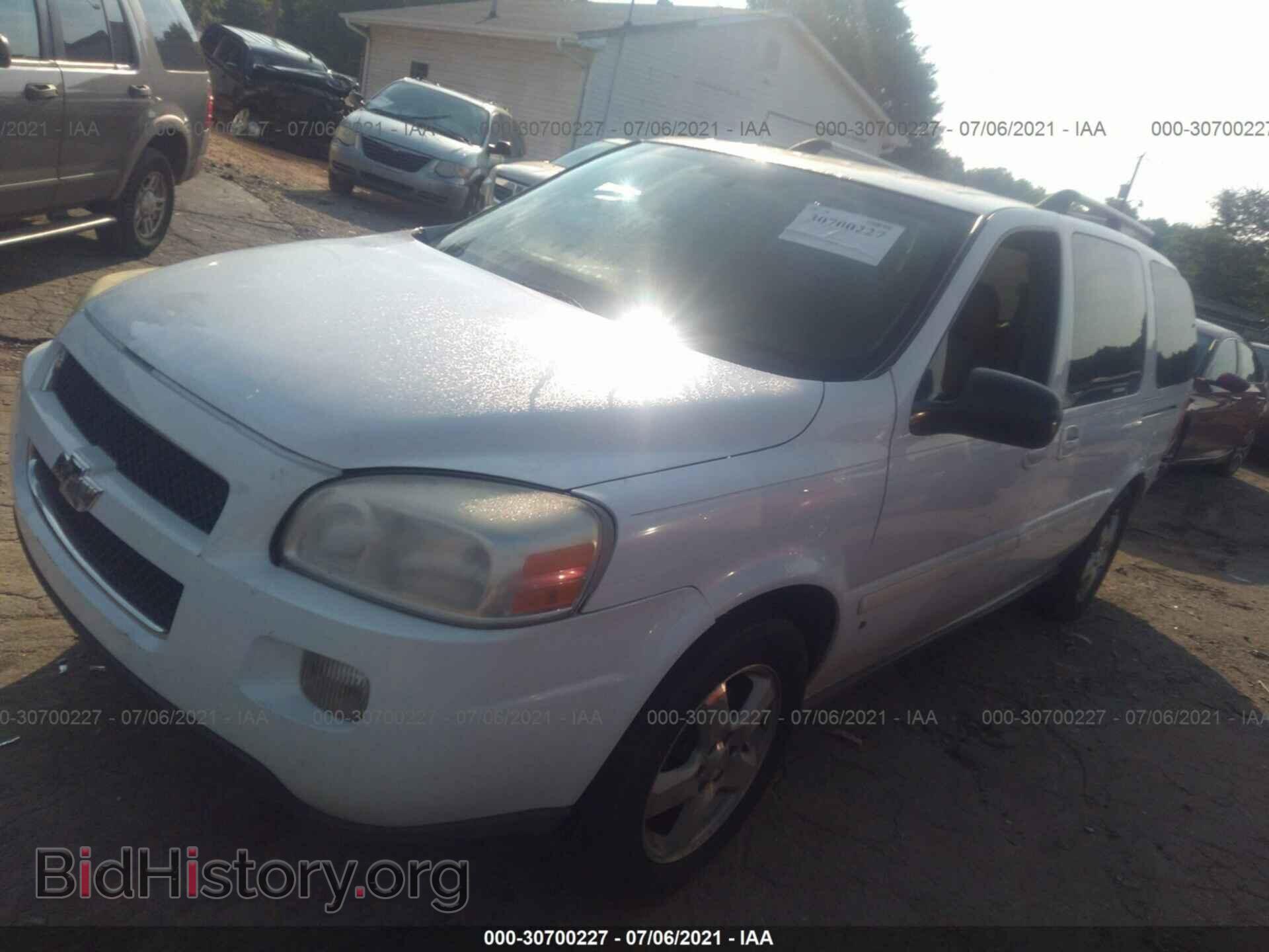 2008 CHEVROLET UPLANDER - VIN: 1GNDV33188D136249 - Фото 2
