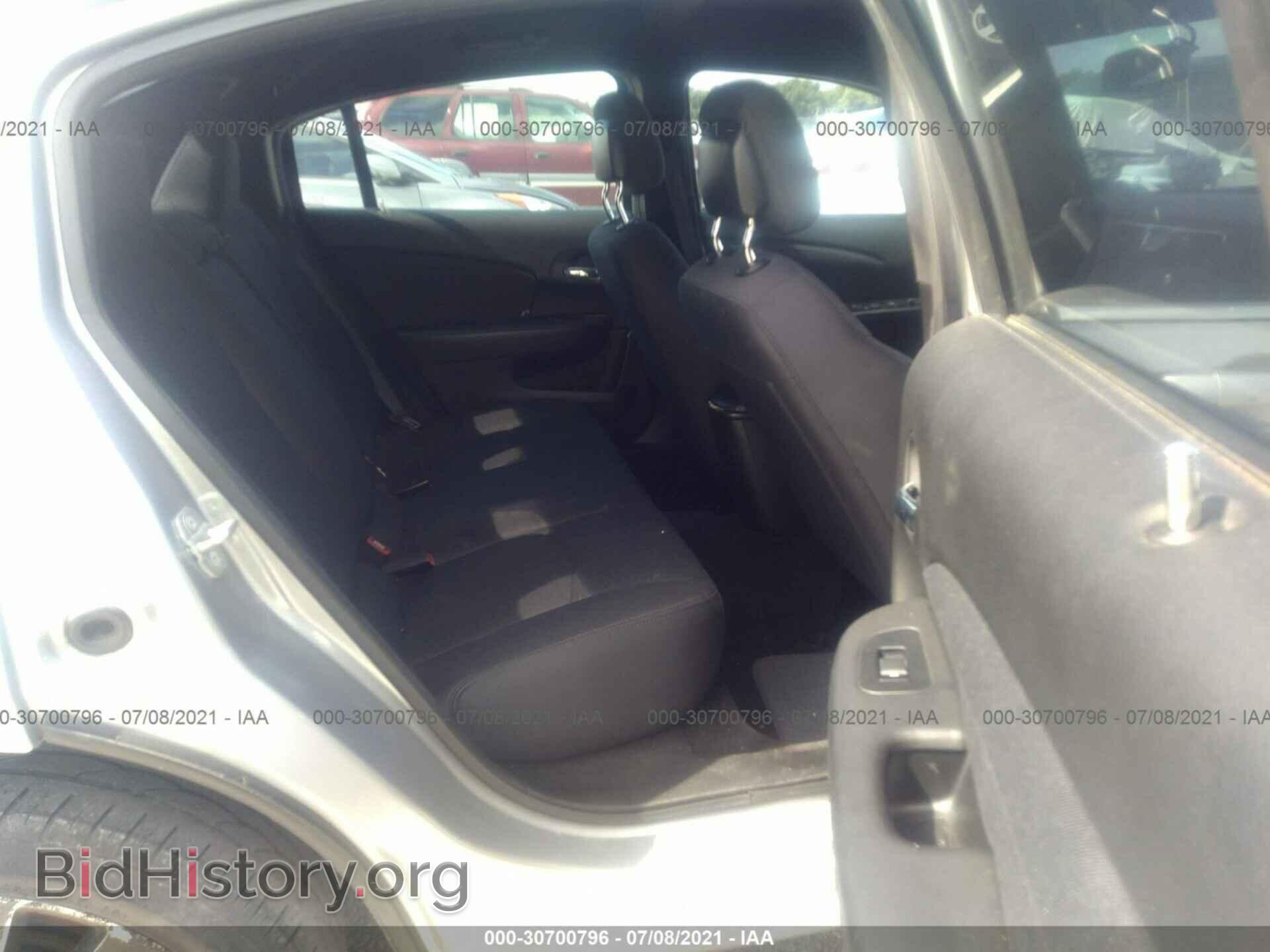 2013 CHRYSLER 200 - VIN: 1C3CCBBB8DN650304 - Photo 8