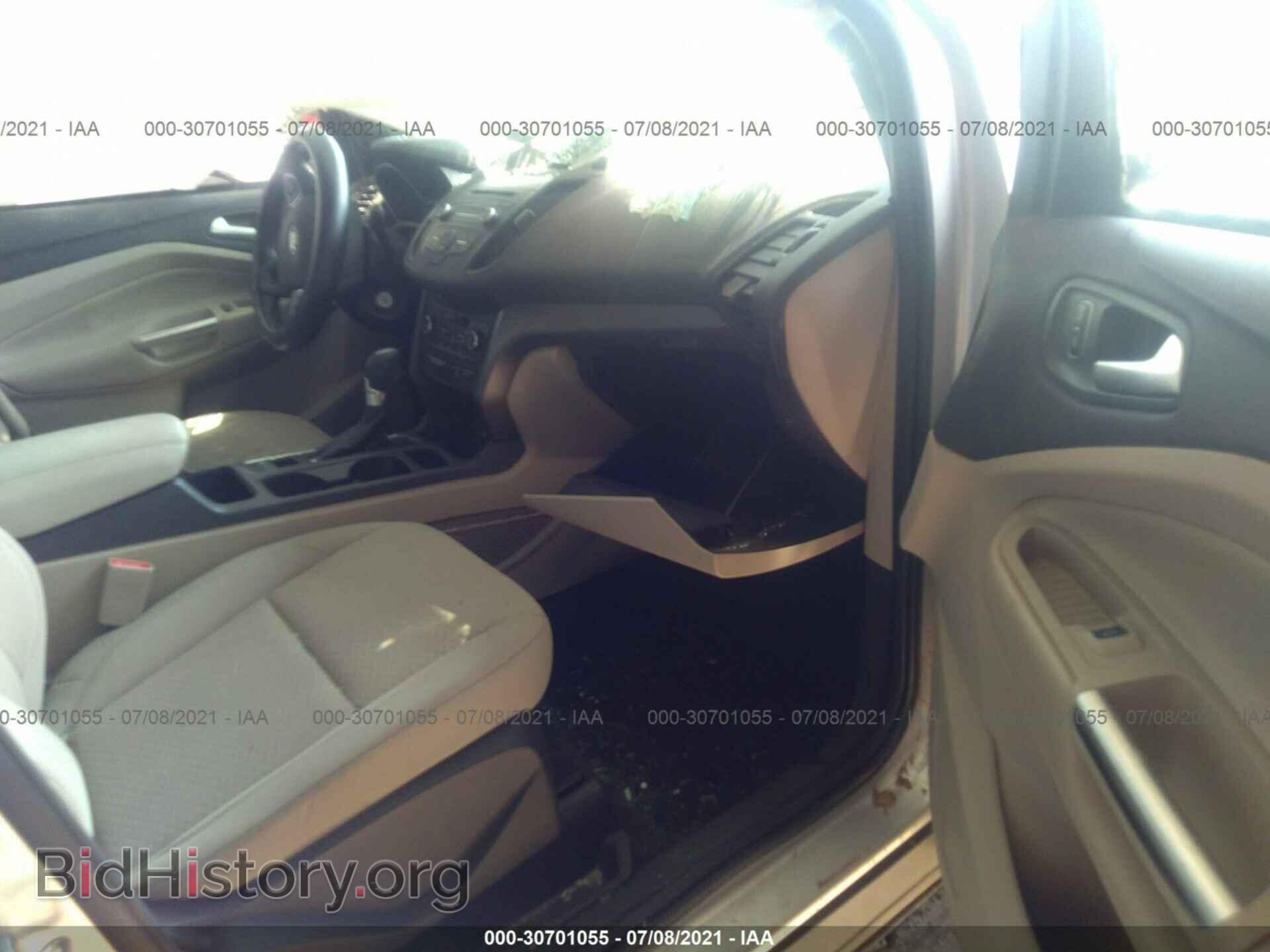 2017 FORD ESCAPE - VIN: 1FMCU0GD3HUB15380 - Фото 5