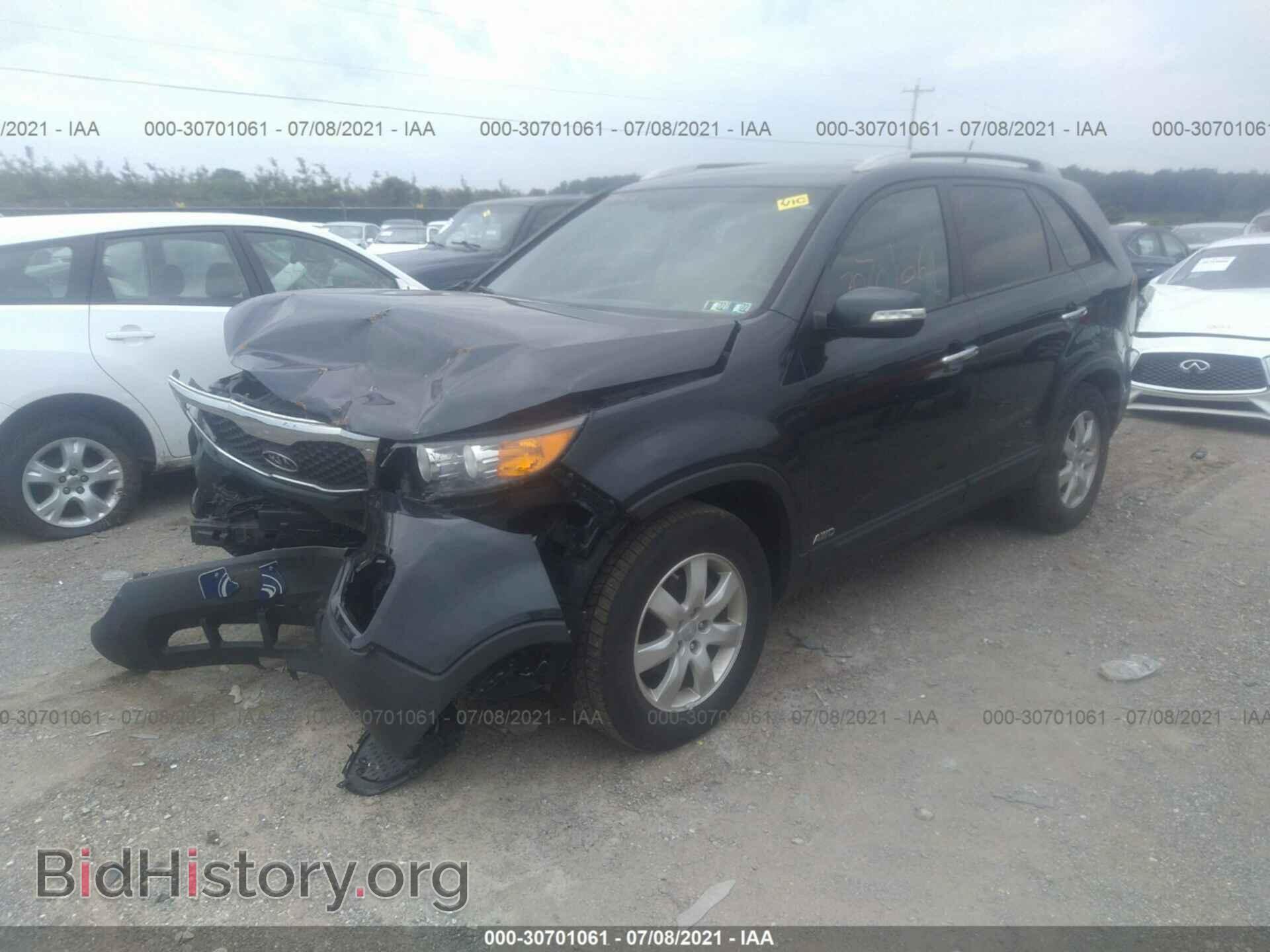 2012 KIA SORENTO - VIN: 5XYKTDA63CG286533 - Фото 2