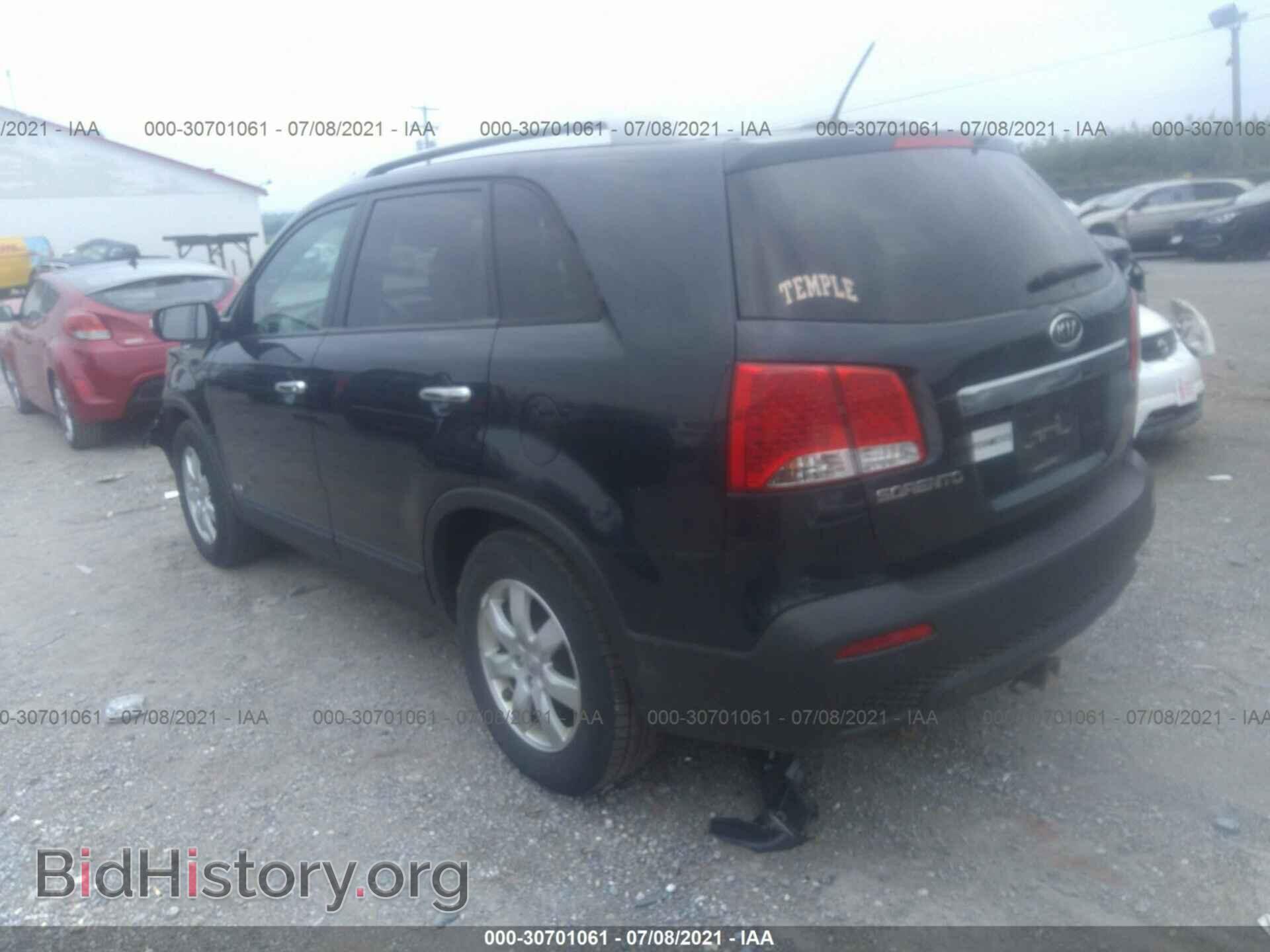 2012 KIA SORENTO - VIN: 5XYKTDA63CG286533 - Фото 3