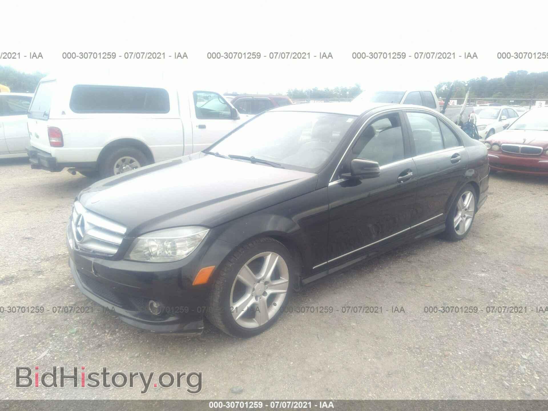 2010 MERCEDES-BENZ C-CLASS - VIN: WDDGF5EB6AR102958 - Фото 2