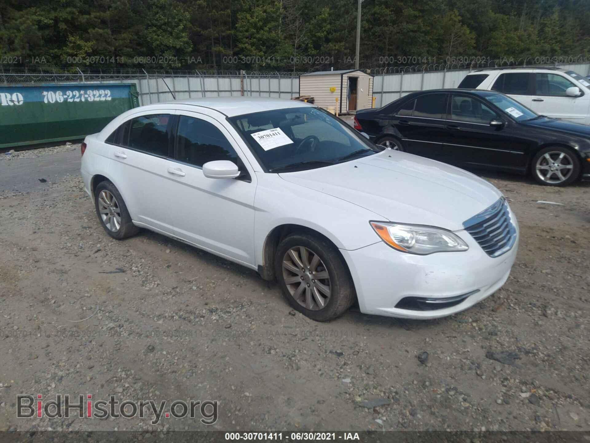 Photo 1C3CCBBG4DN658766 - CHRYSLER 200 2013