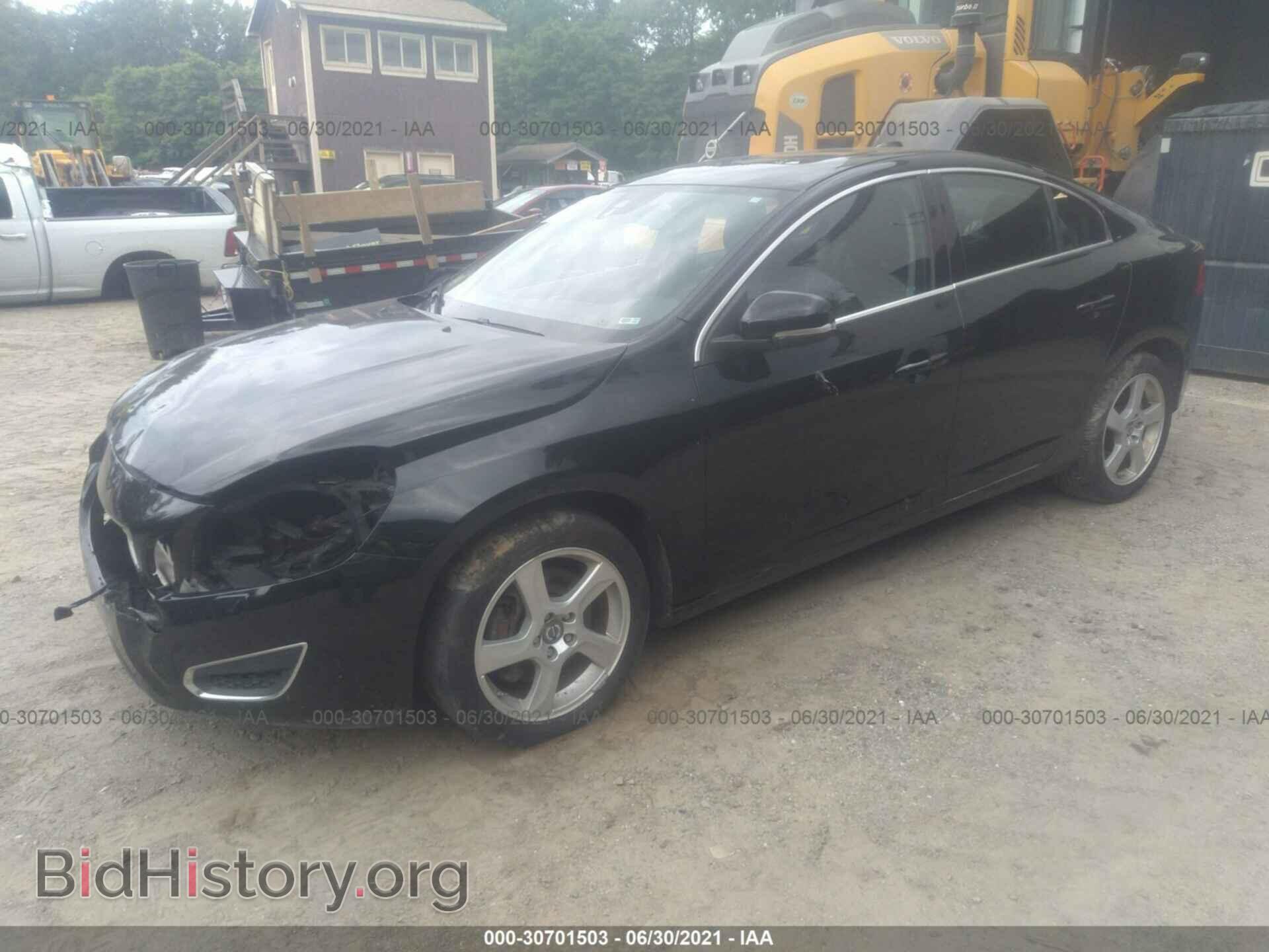 2012 VOLVO S60 - VIN: YV1622FS7C2047019 - Фото 2