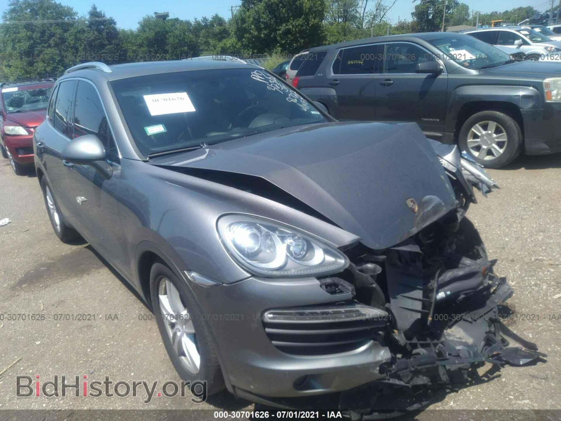 Photo WP1AB2A26BLA49603 - PORSCHE CAYENNE 2011