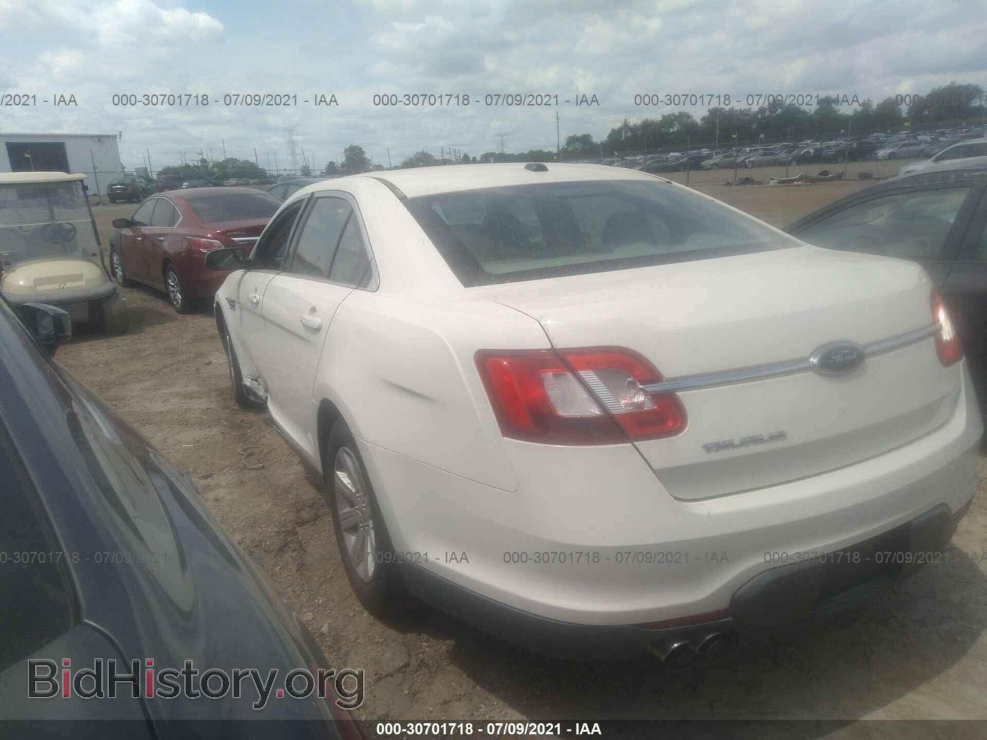 2011 FORD TAURUS - VIN: 1FAHP2DW0BG190116 - Фото 3