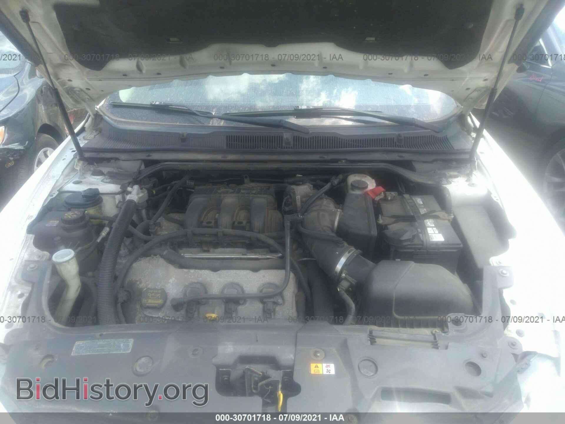 2011 FORD TAURUS - VIN: 1FAHP2DW0BG190116 - Фото 10
