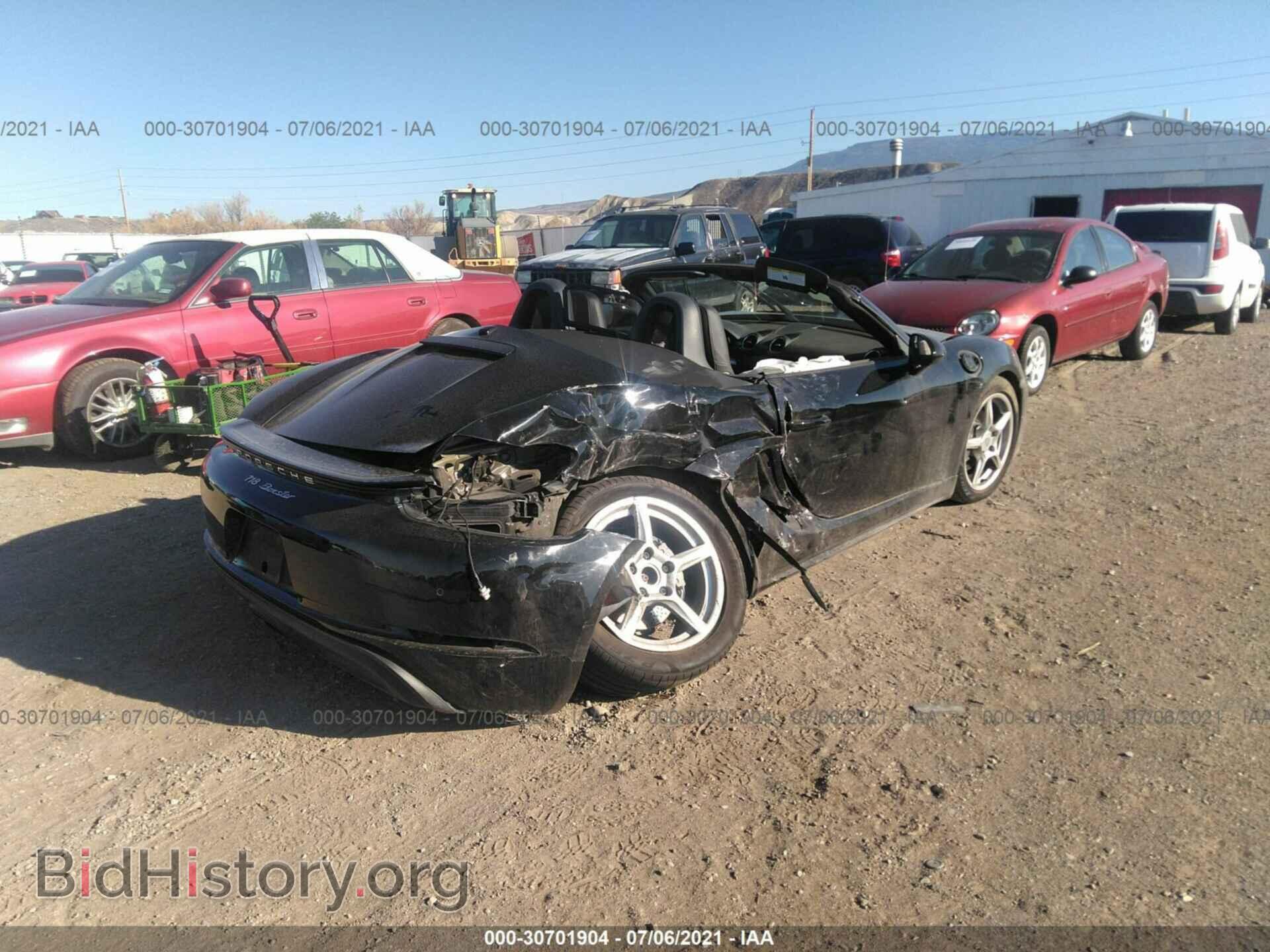 2017 PORSCHE 718 BOXSTER - VIN: WP0CA2A84HS221644 - Фото 4