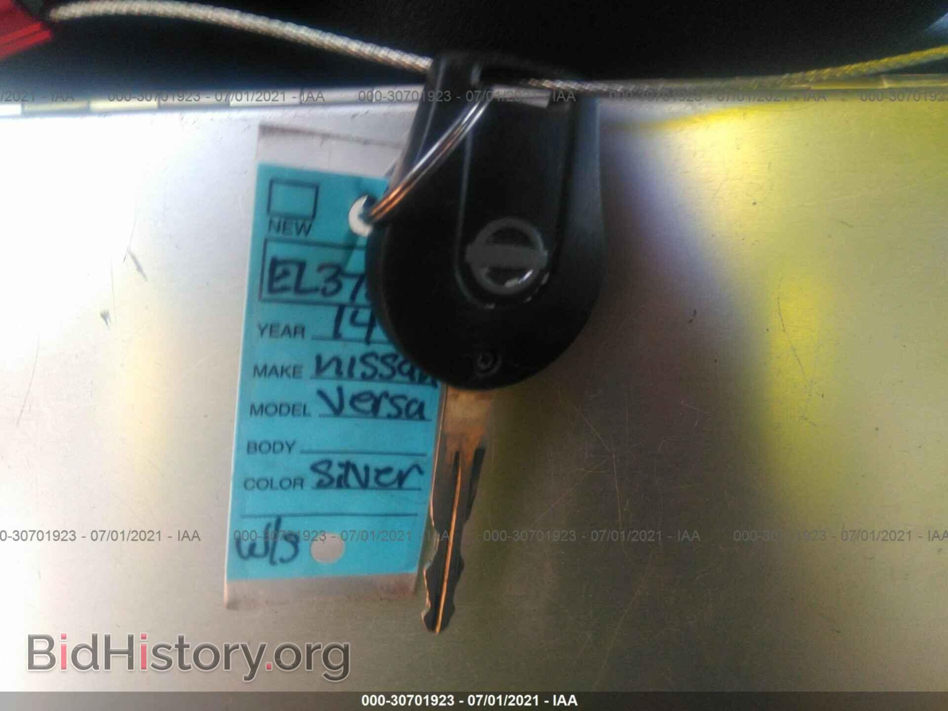 2014 NISSAN VERSA NOTE - VIN: 3N1CE2CP3EL375199 - Фото 11