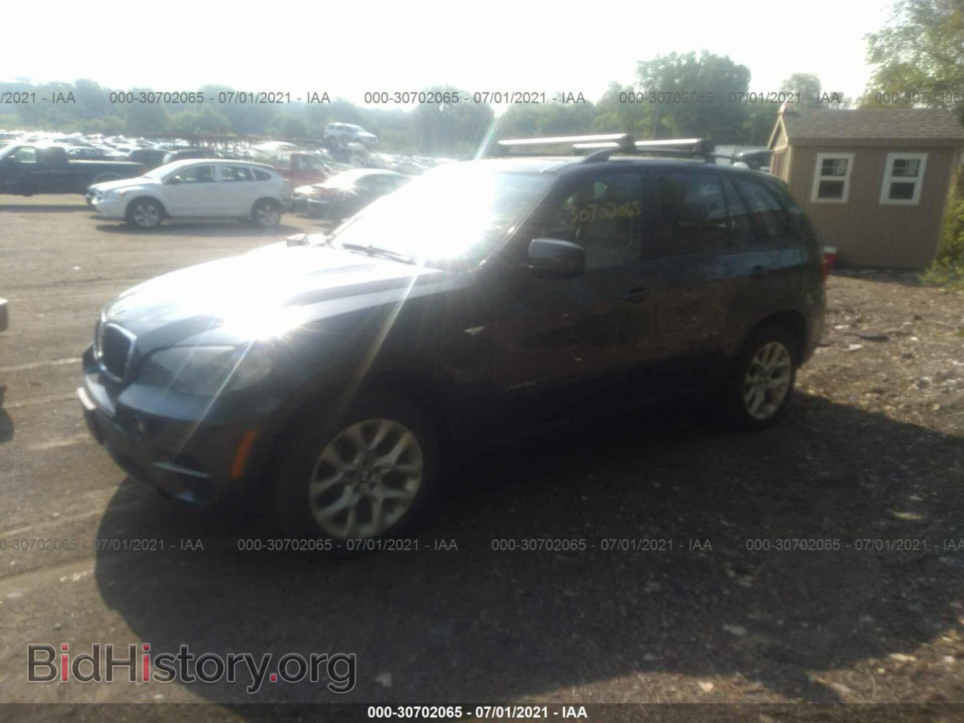 2011 BMW X5 - VIN: 5UXZV4C57BL415730 - Фото 2