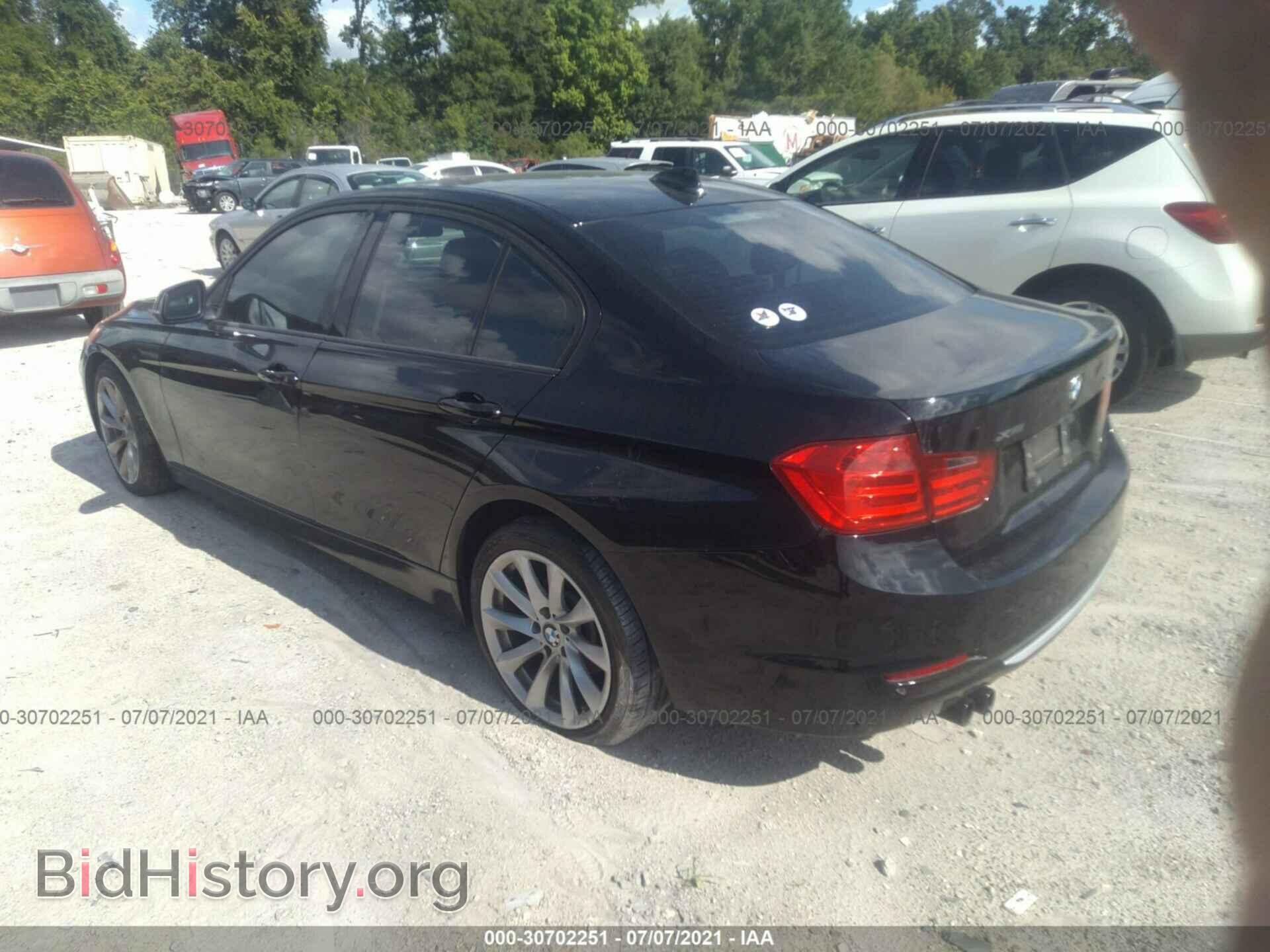2013 BMW 3 SERIES - VIN: WBA3B3C5XDF542111 - Фото 3
