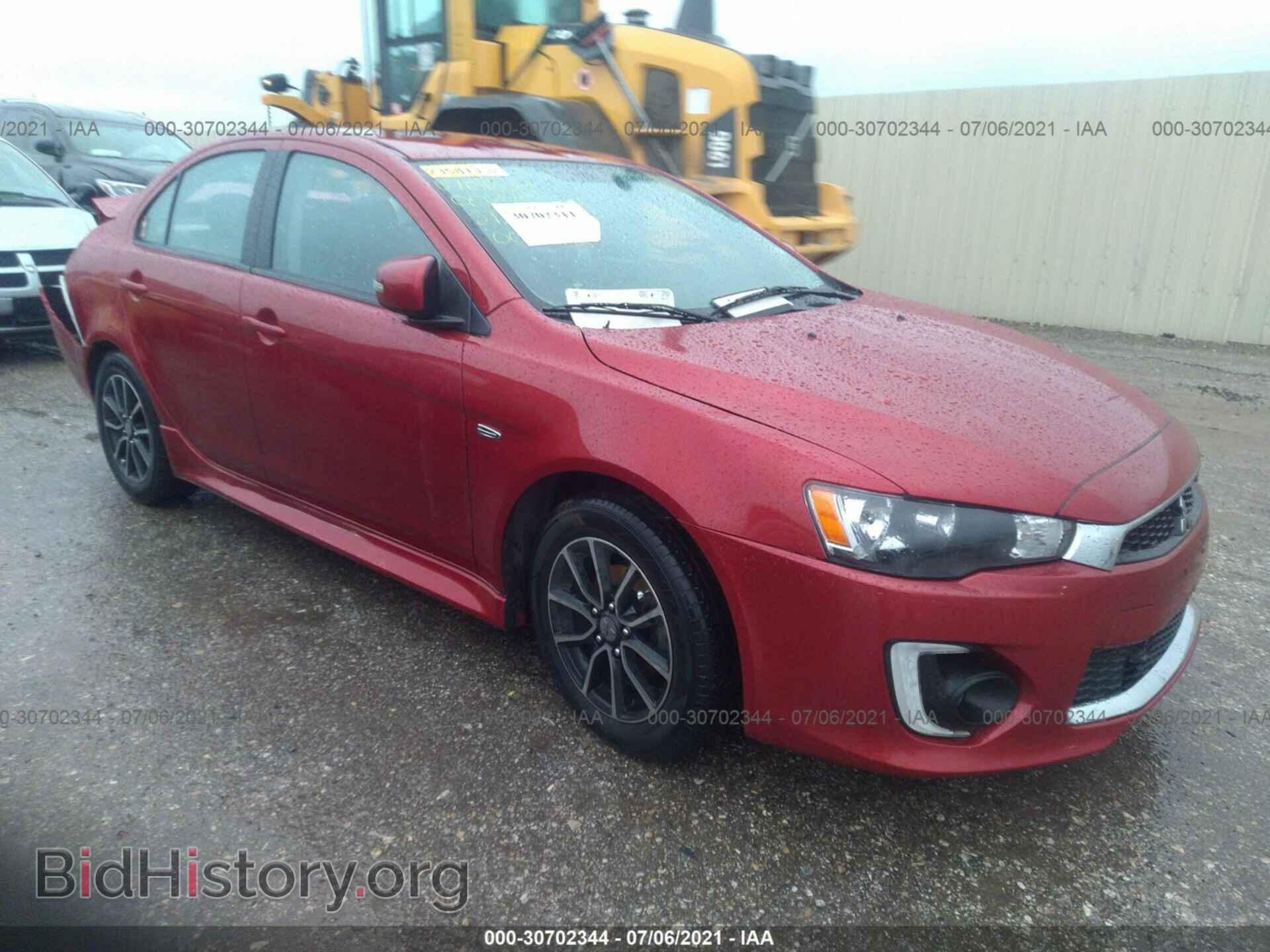 Фотография JA32U2FU7HU008666 - MITSUBISHI LANCER 2017