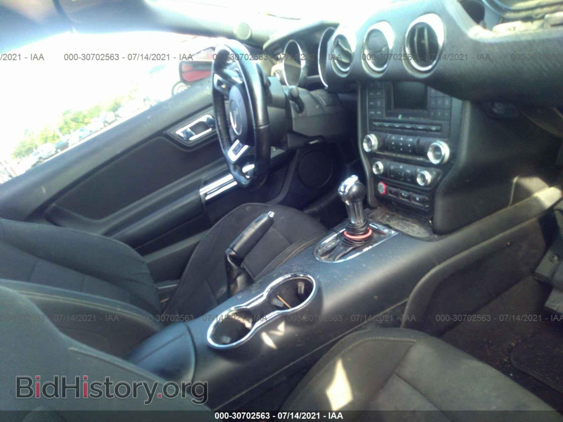 2016 FORD MUSTANG - VIN: 1FATP8EM1G5281120 - Фото 5