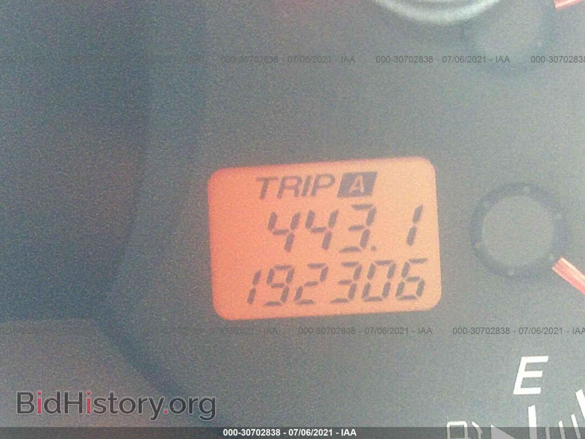 2006 MAZDA MAZDA3 - VIN: JM1BK12F561446366 - Фото 7