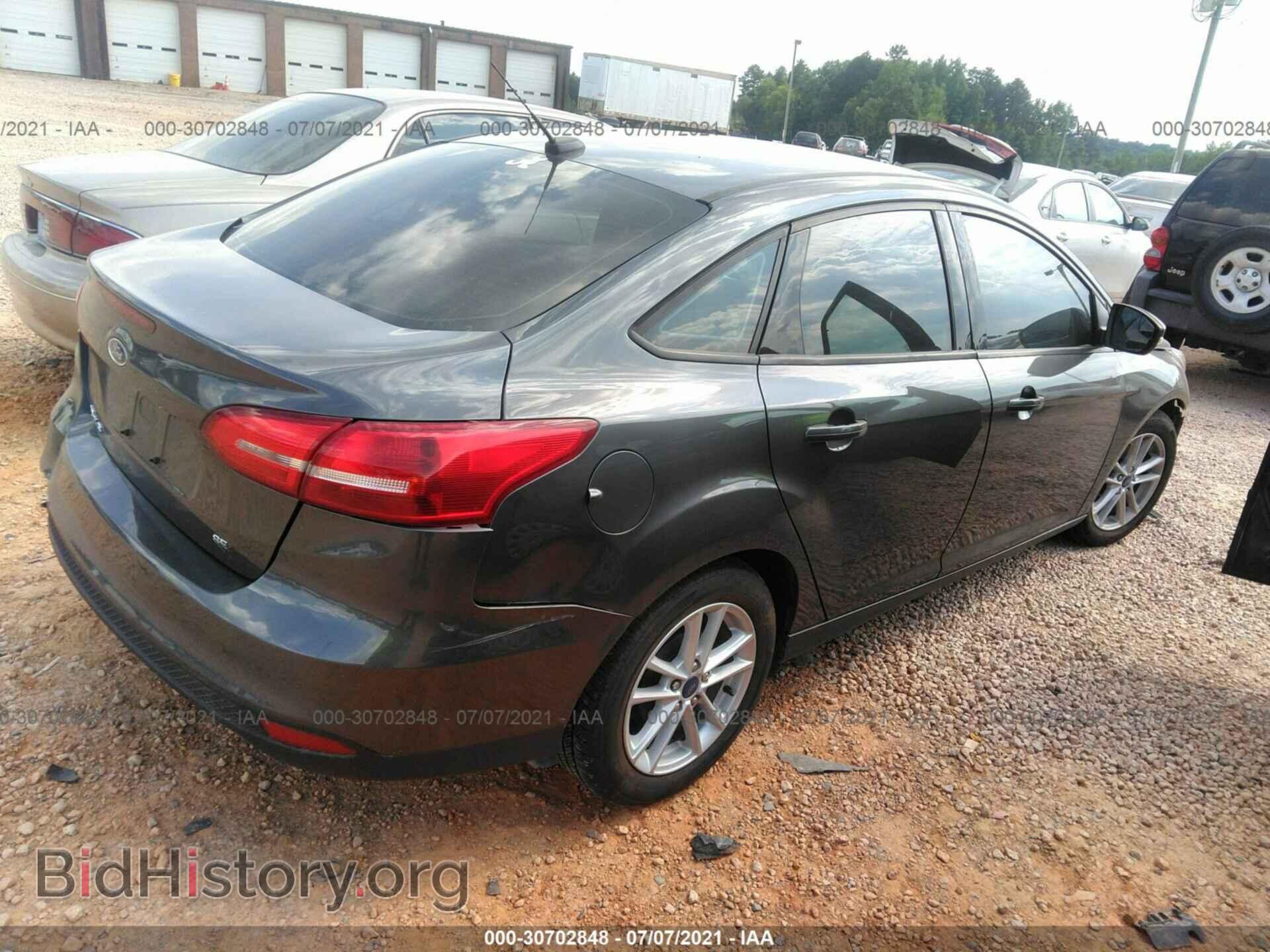 2017 FORD FOCUS - VIN: 1FADP3F23HL317133 - Фото 4