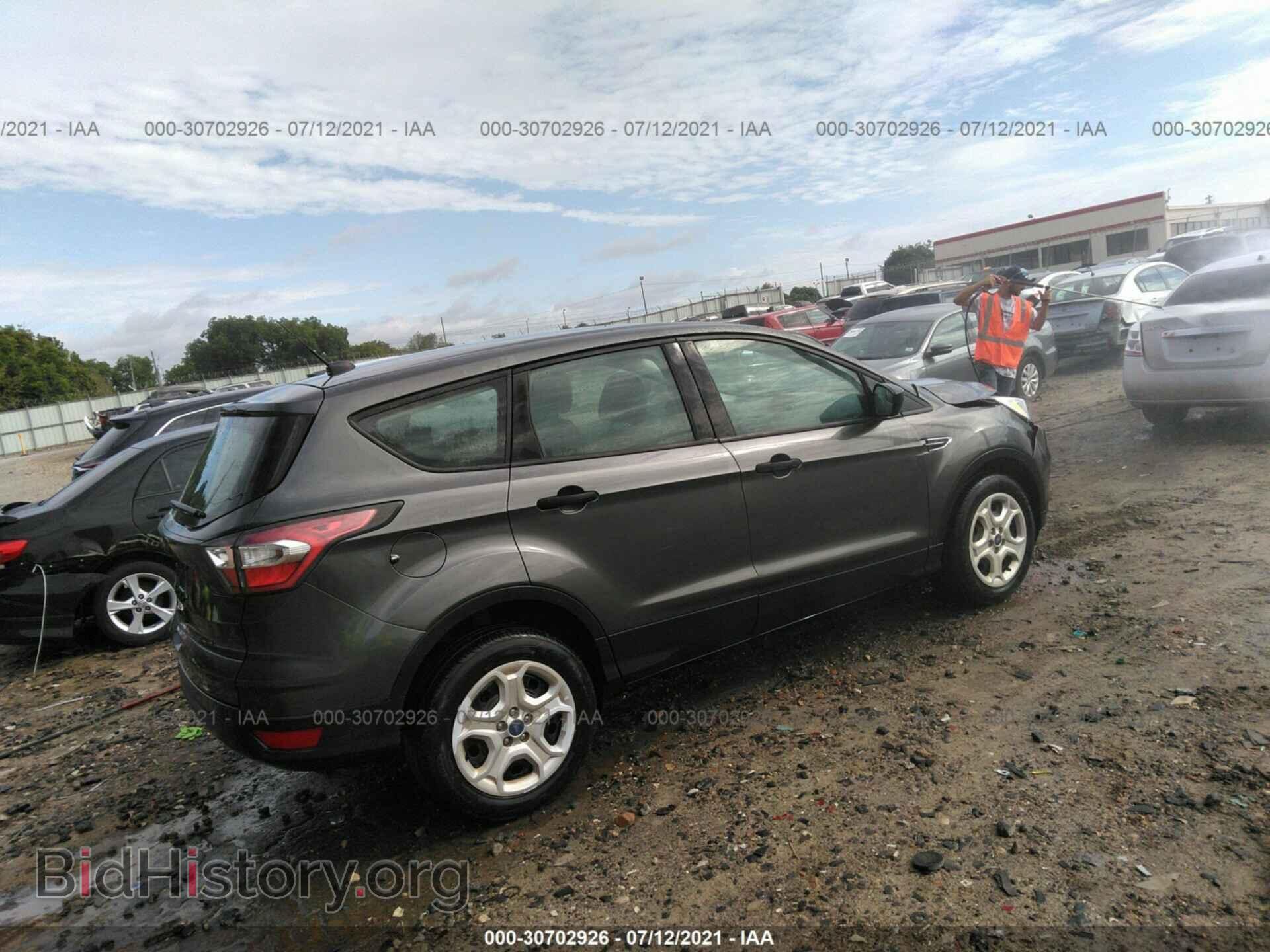 2017 FORD ESCAPE - VIN: 1FMCU0F73HUB48696 - Photo 4
