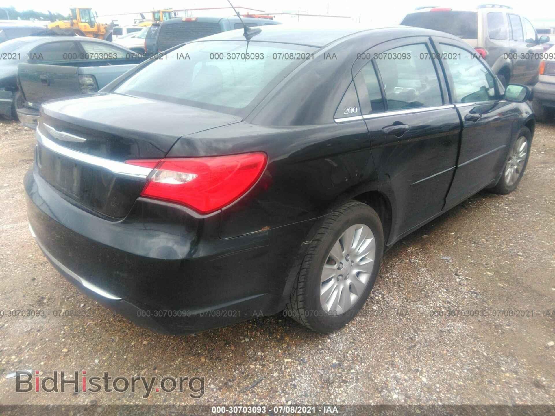 2012 CHRYSLER 200 - VIN: 1C3CCBAB5CN191197 - Фото 4