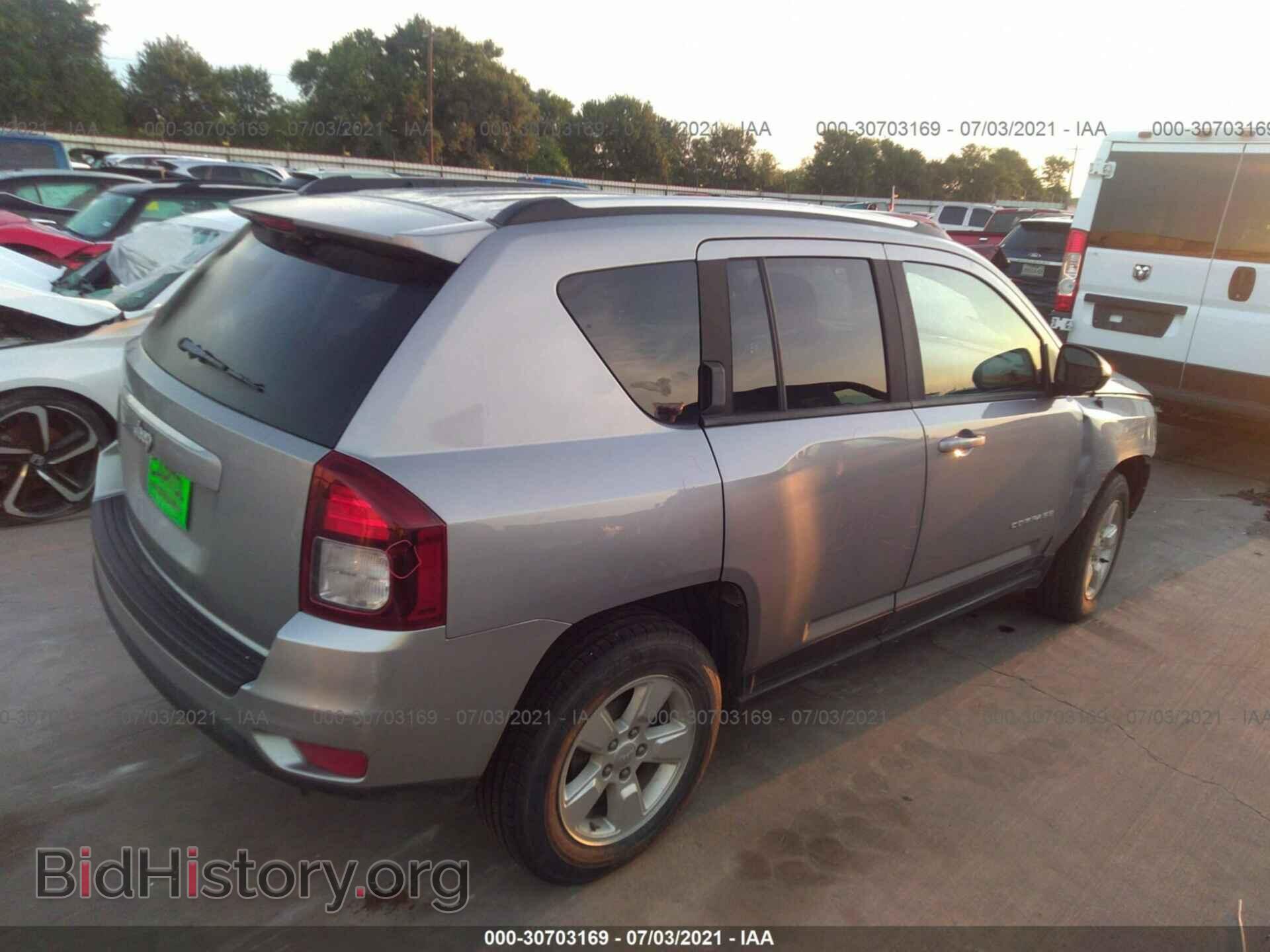2015 JEEP COMPASS - VIN: 1C4NJCBA8FD262490 - Фото 4
